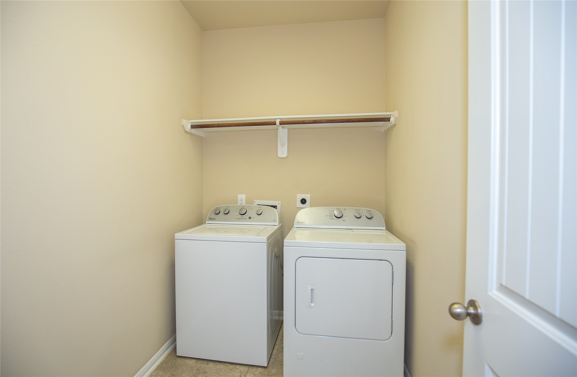 311 Lockridge Hill Ln Property Photo 14