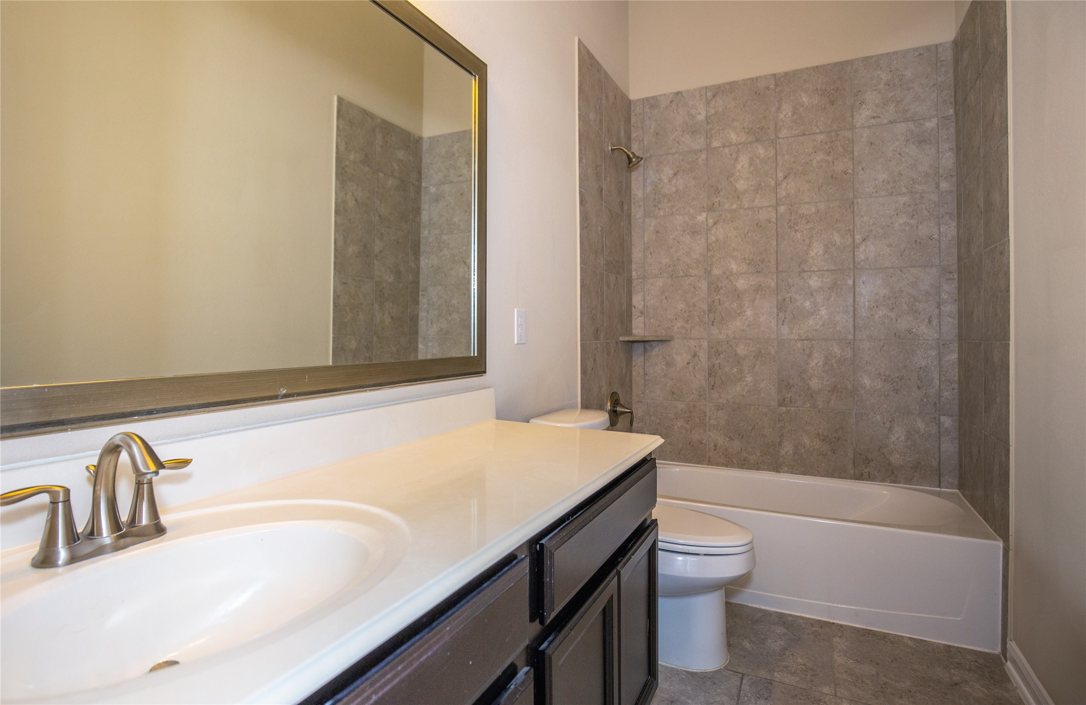 311 Lockridge Hill Ln Property Photo 28