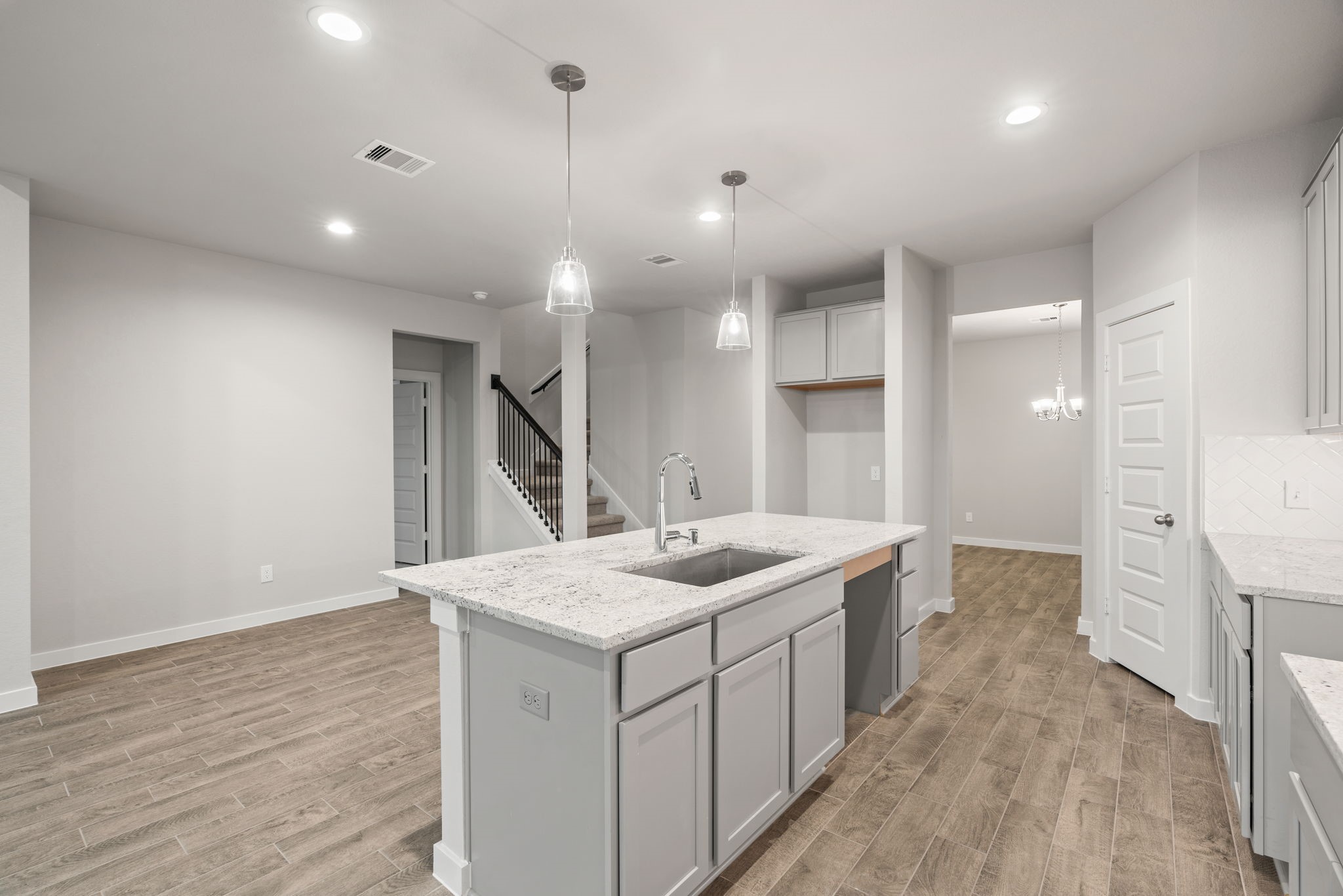 15307 Statice Trail Property Photo 8