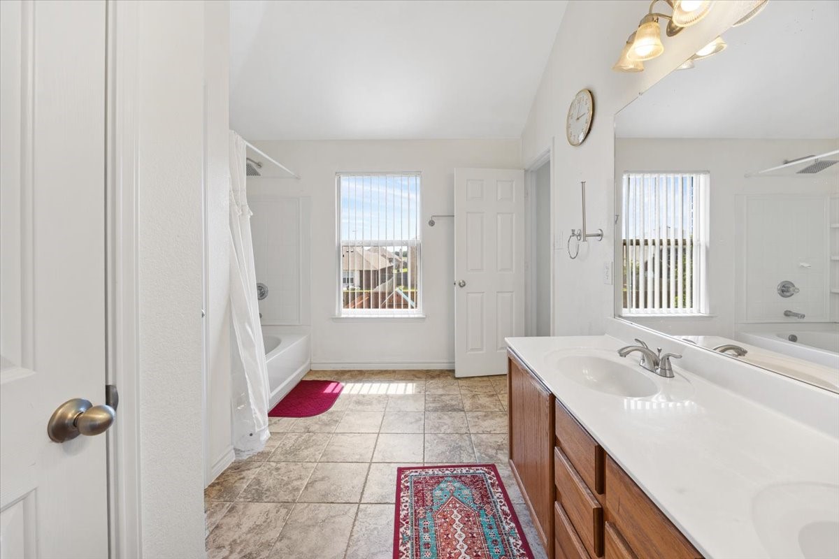 7704 Labrador Drive Property Photo 17