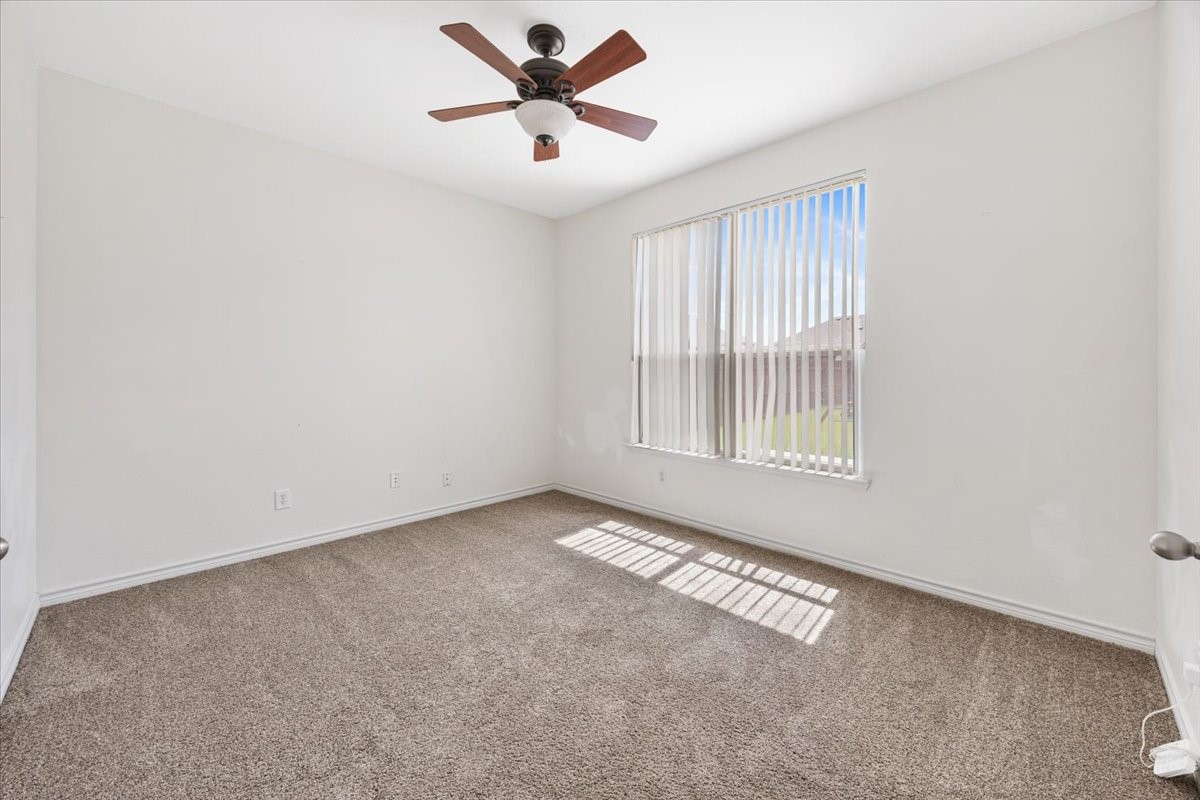 7704 Labrador Drive Property Photo 22