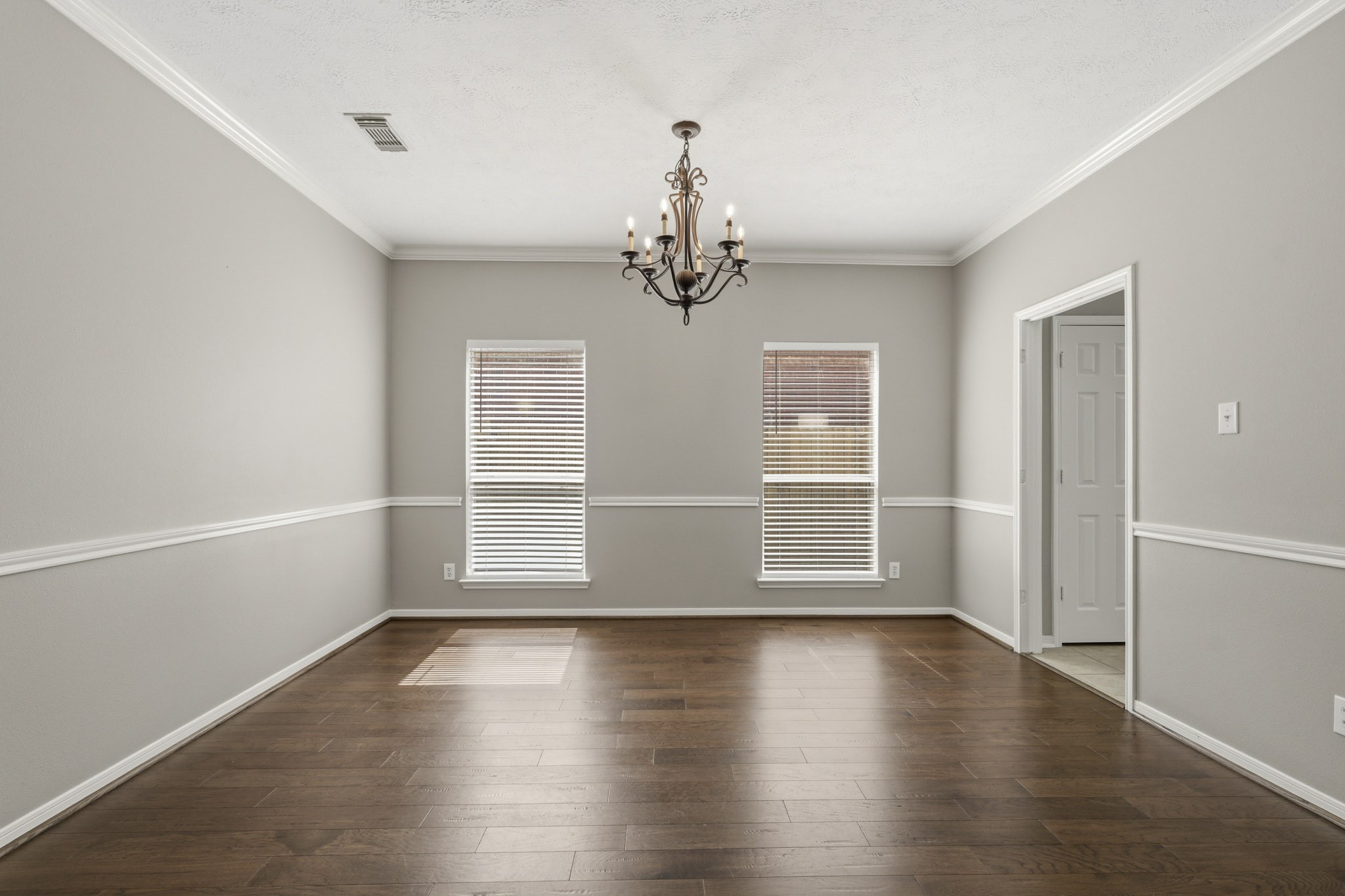 3007 Eagle Lake Drive Property Photo 4