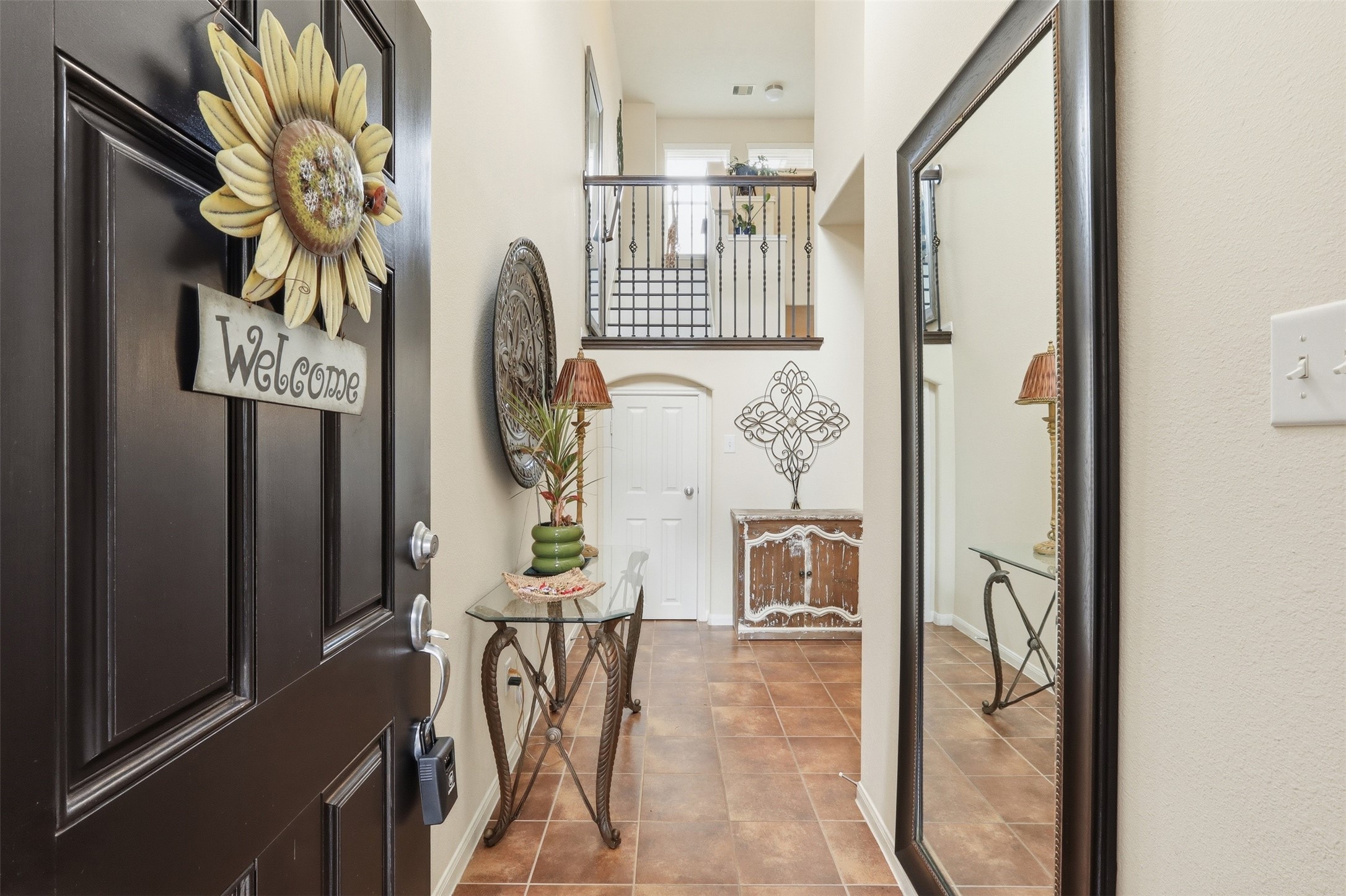 8429 Sunset Loch Drive Property Photo 3