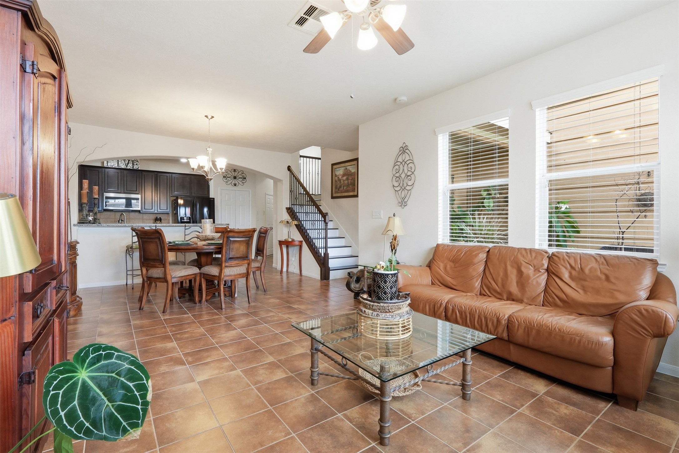 8429 Sunset Loch Drive Property Photo 10