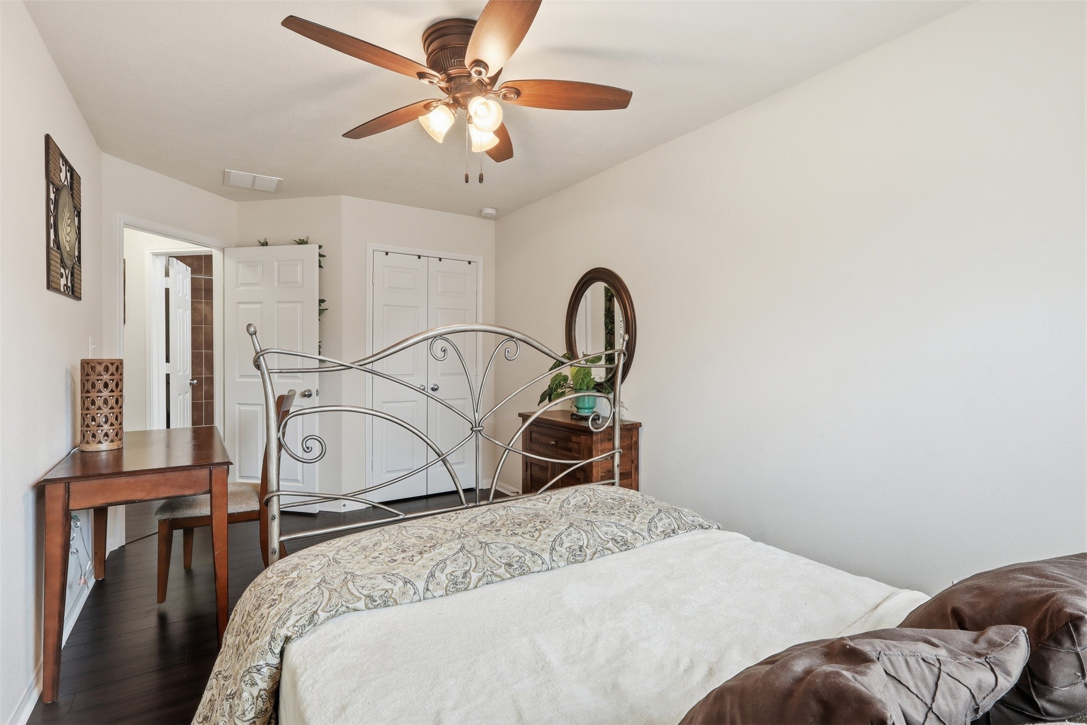 8429 Sunset Loch Drive Property Photo 19