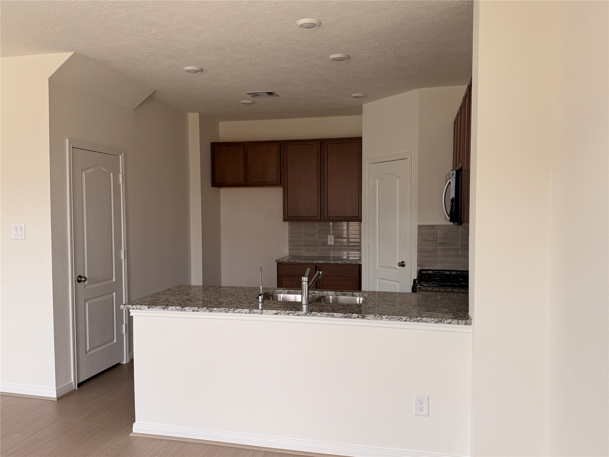 4897 Vida Vista Drive Property Photo 11