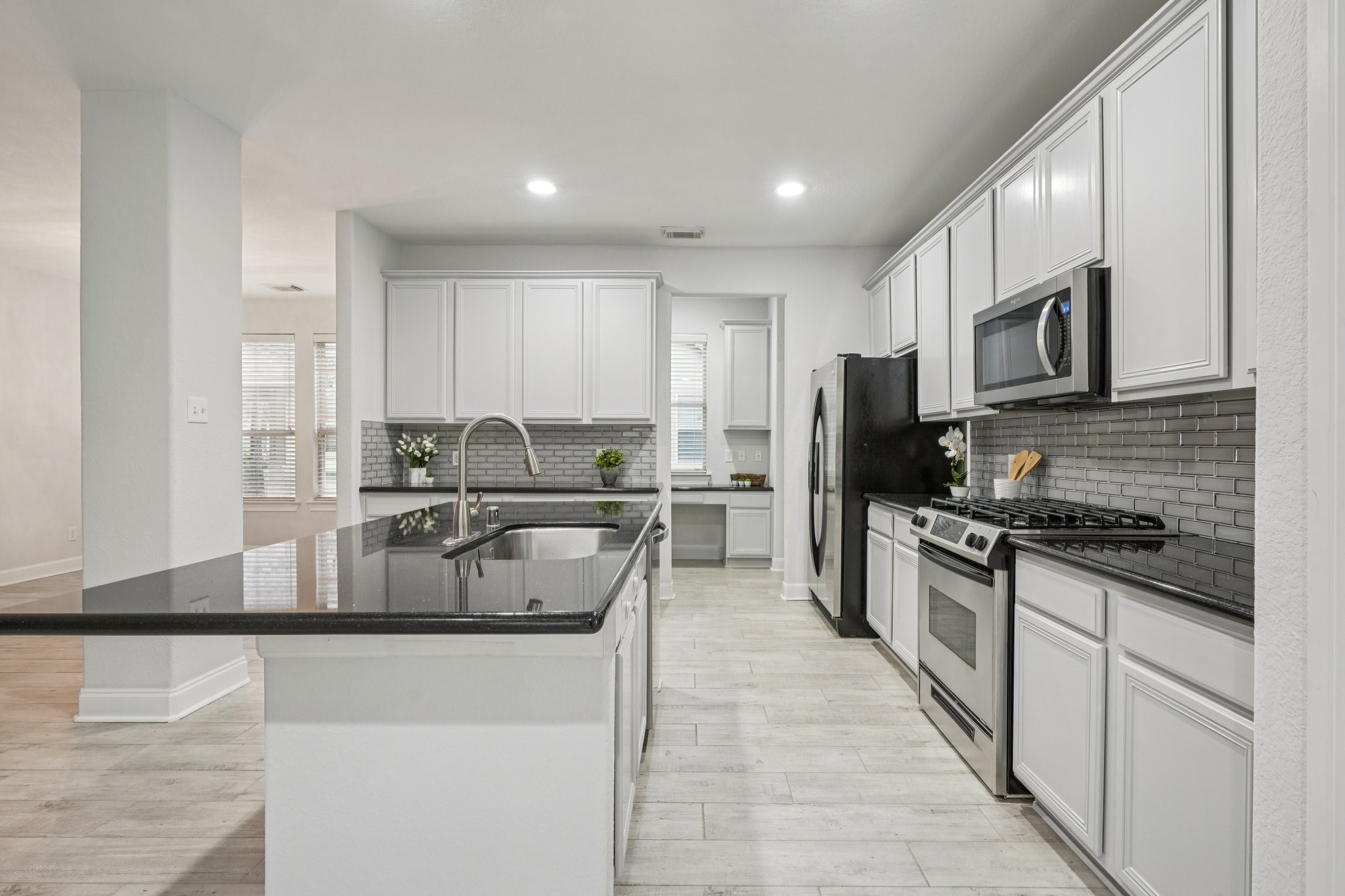 90 Panterra Way Property Photo 11