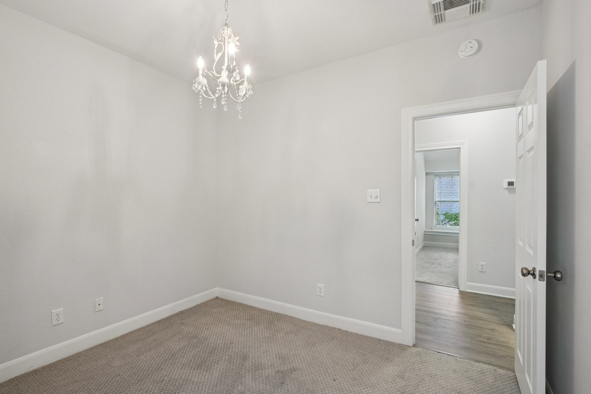 90 Panterra Way Property Photo 36