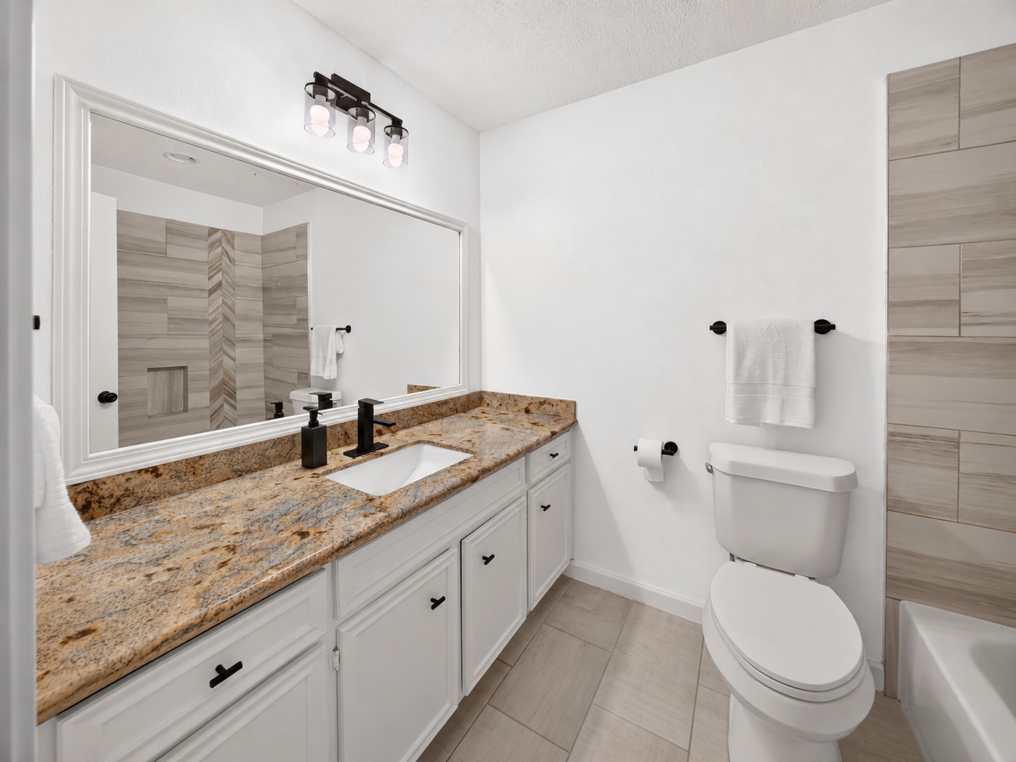 8002 Lichen Lane Property Photo 38