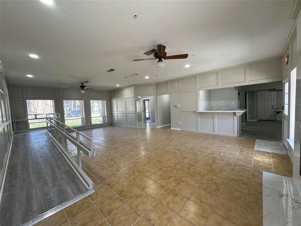 200 Broken Bough Lane Property Photo 6