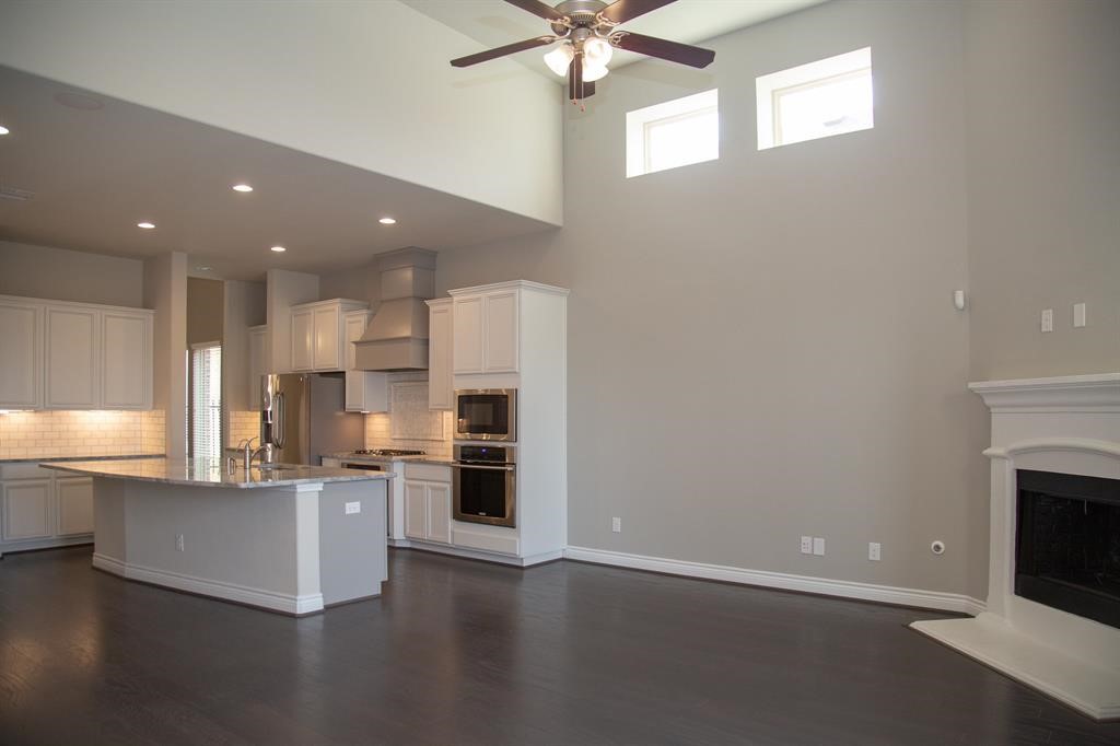4902 Thunder Creek Lane Property Photo 12
