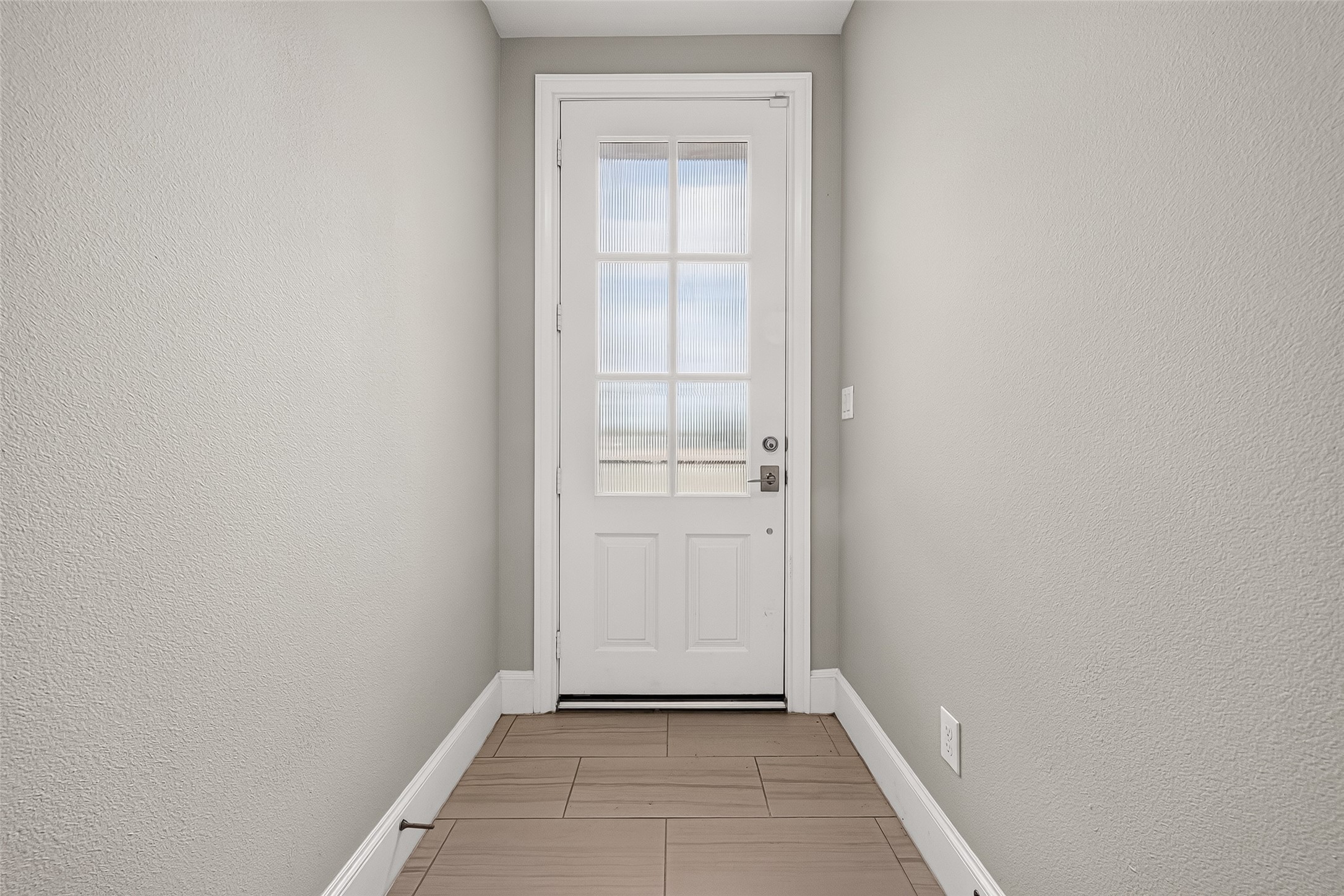 9656 Knight Road Property Photo 3