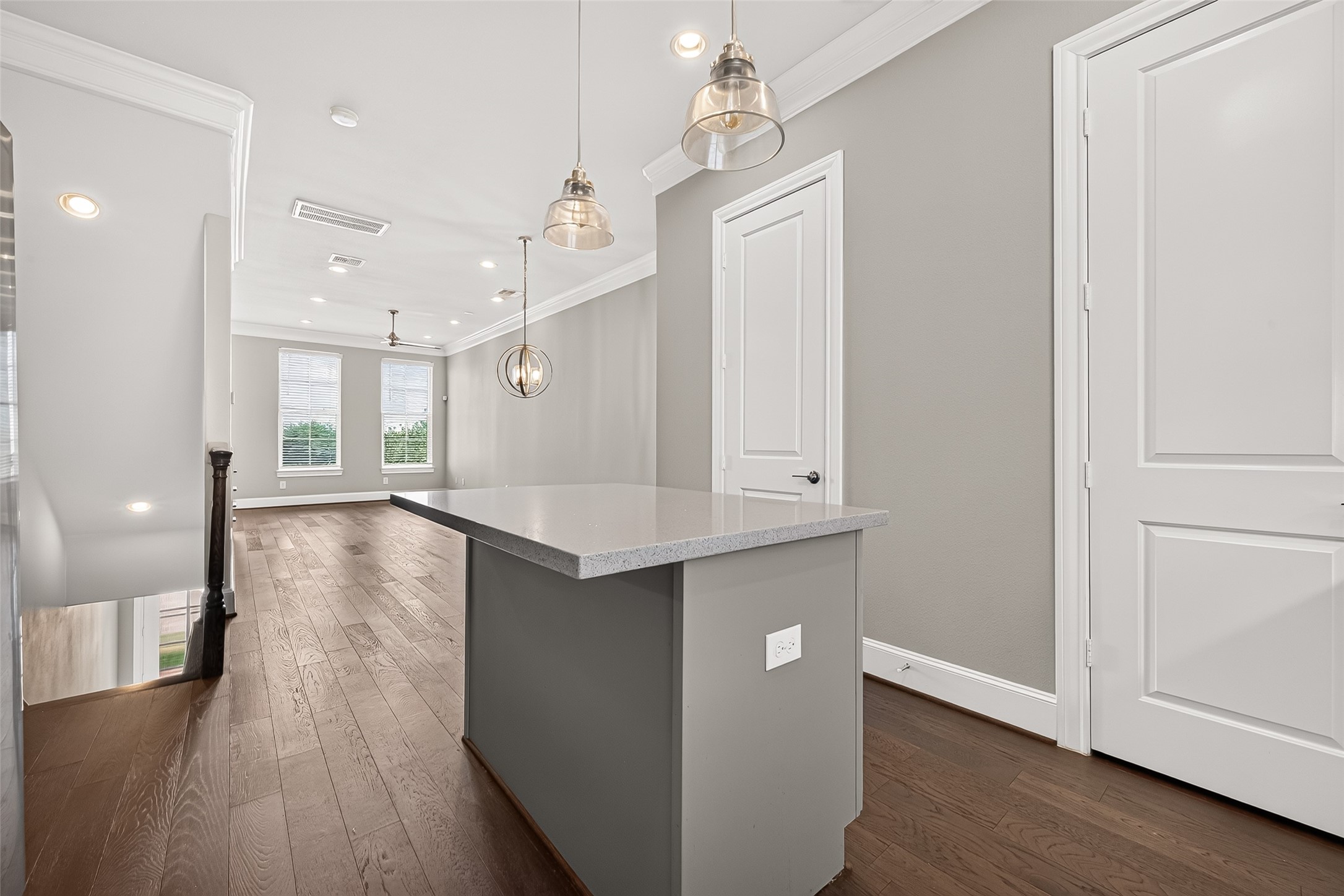 9656 Knight Road Property Photo 17