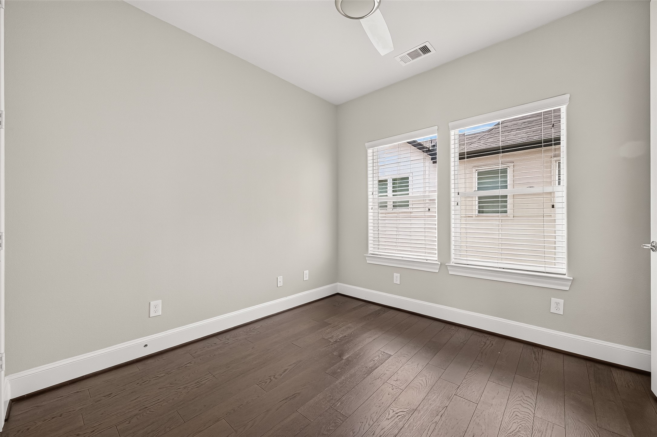 9656 Knight Road Property Photo 20