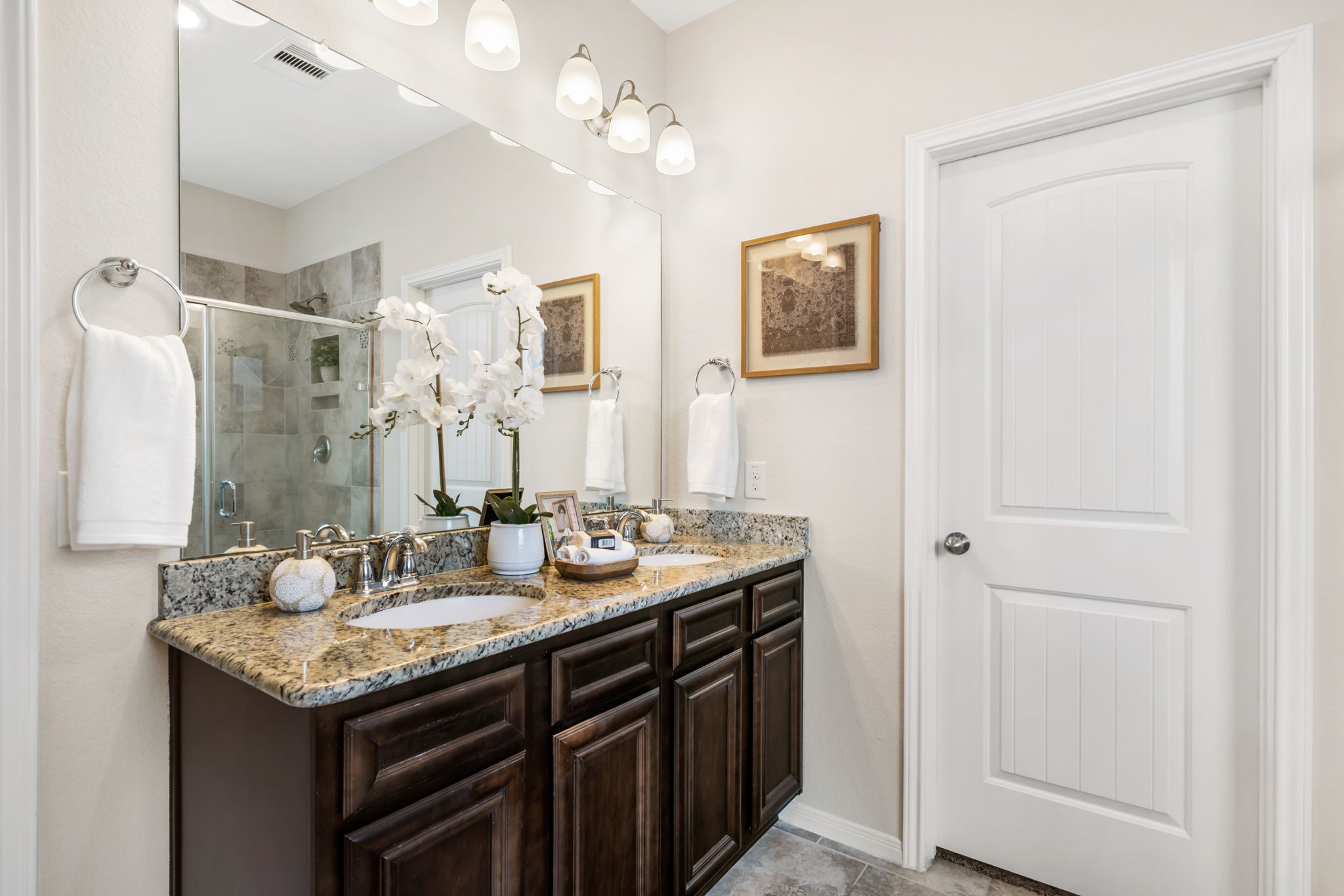 1527 Holly Chase Court Property Photo 17