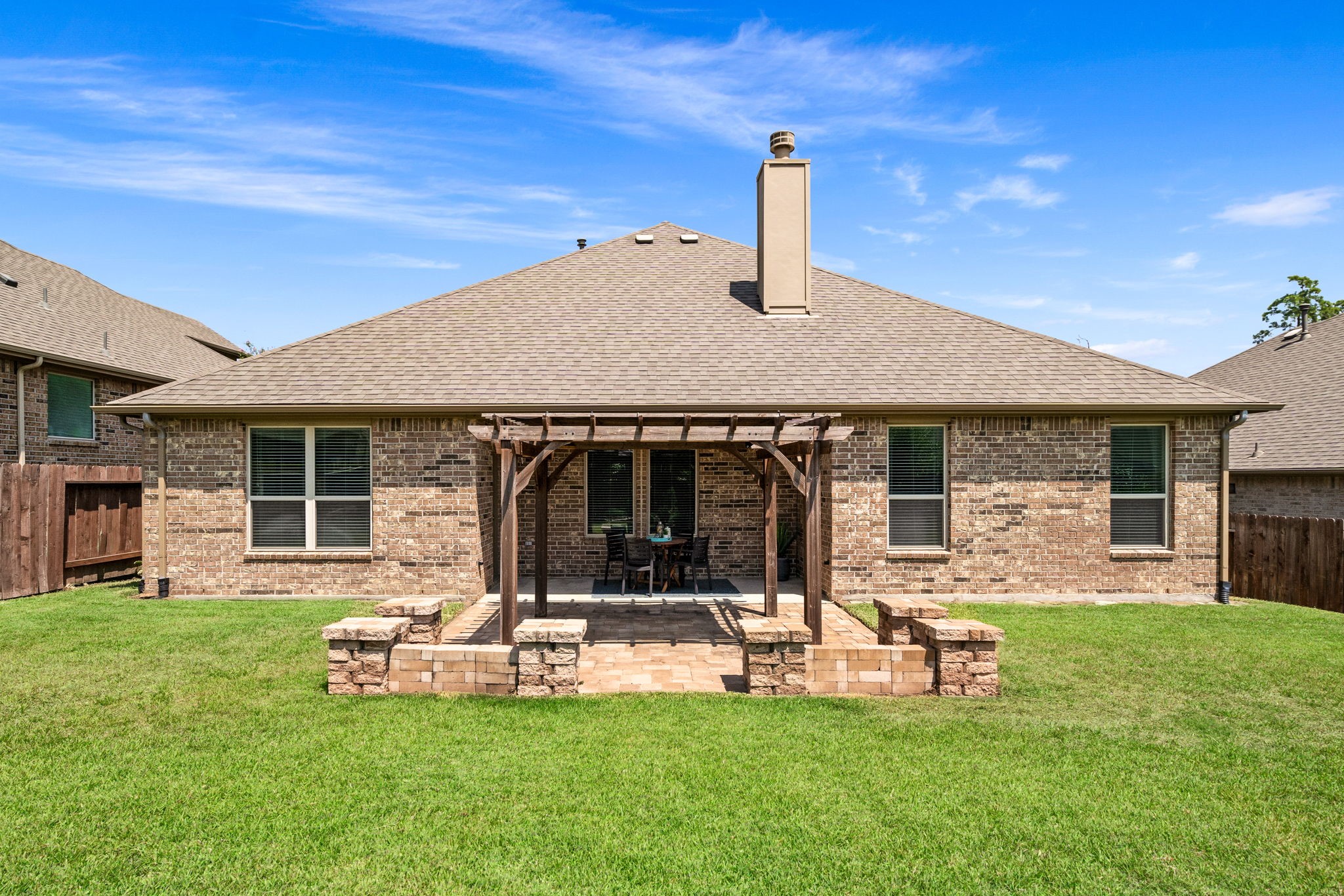 1527 Holly Chase Court Property Photo 25