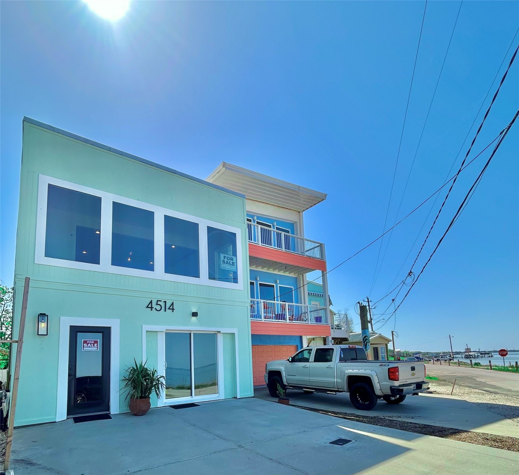 4514 Boulevard Street Property Photo