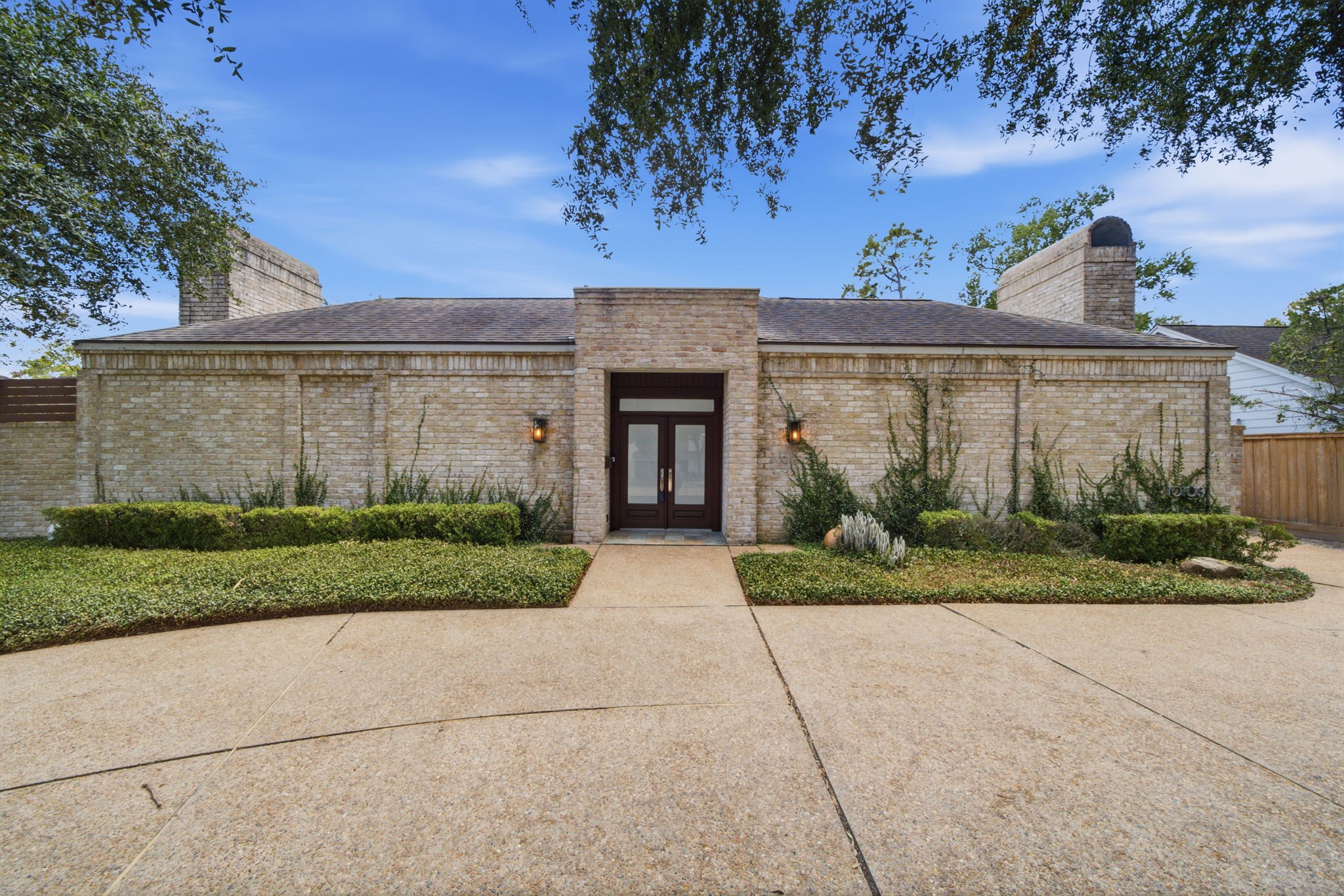 10103 Briar Forest Drive Property Photo 2