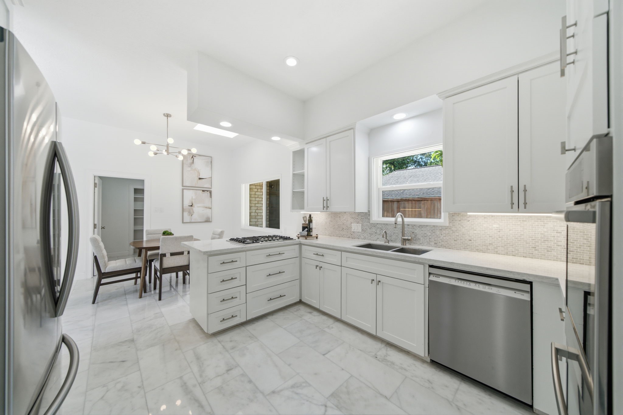 10103 Briar Forest Drive Property Photo 8