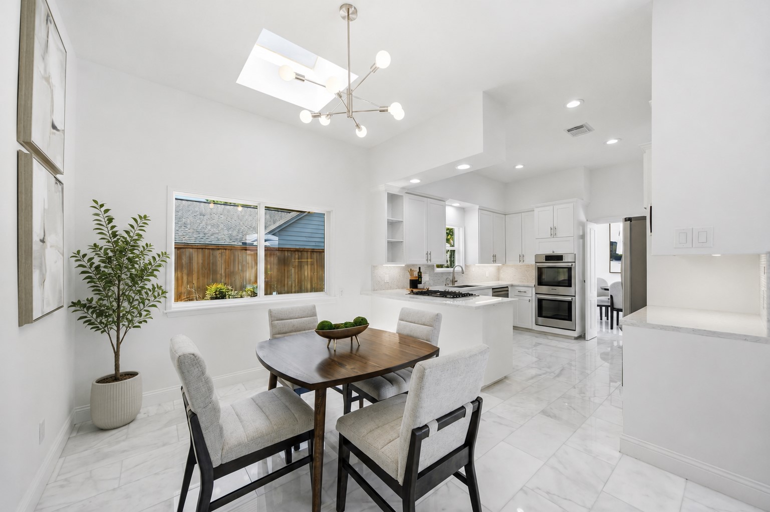 10103 Briar Forest Drive Property Photo 11