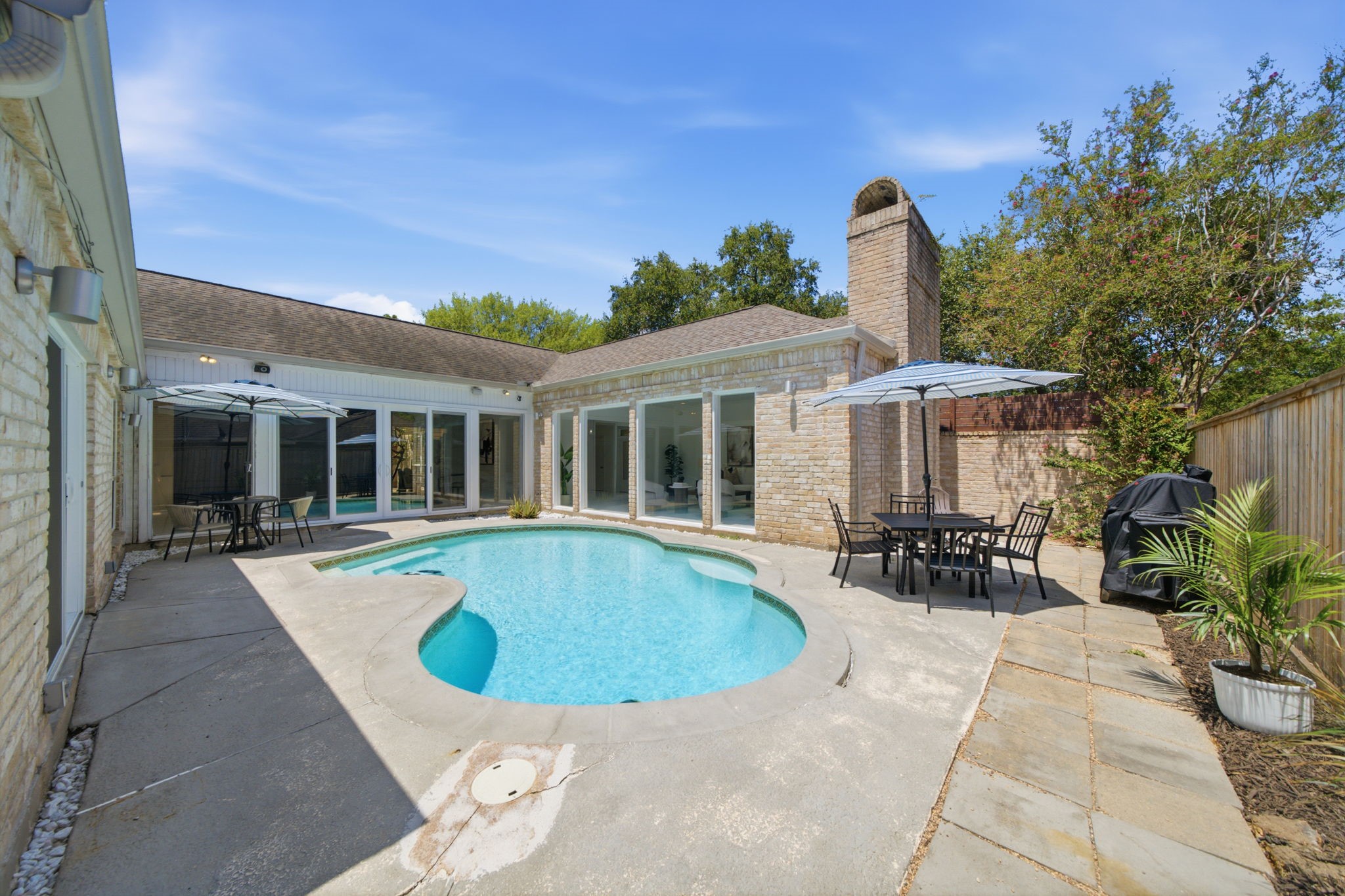 10103 Briar Forest Drive Property Photo 40