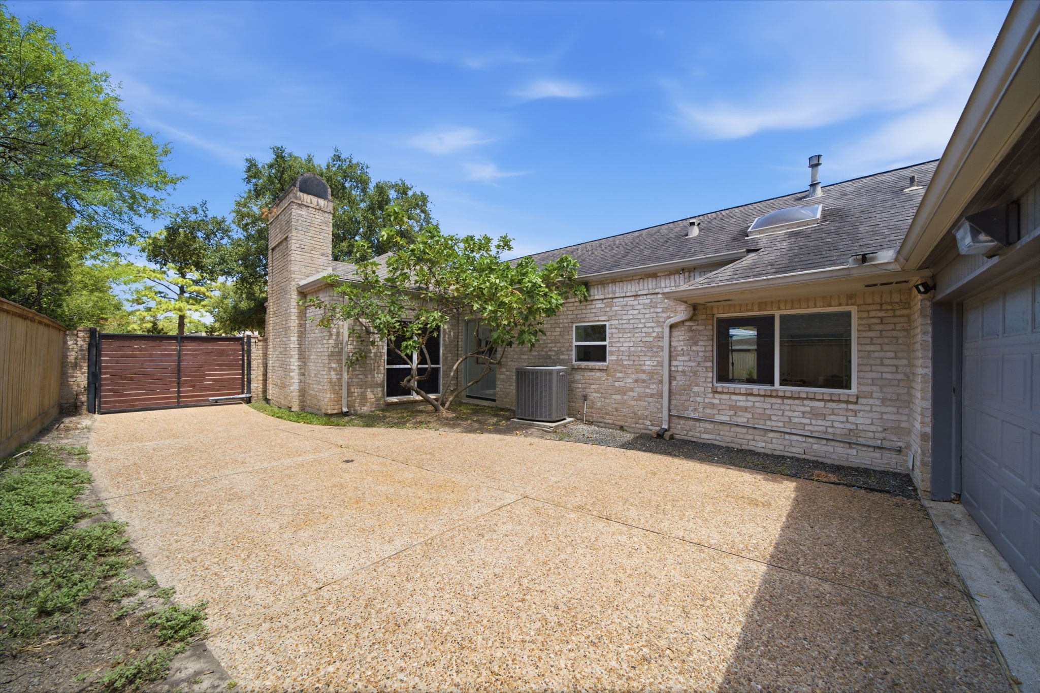 10103 Briar Forest Drive Property Photo 43