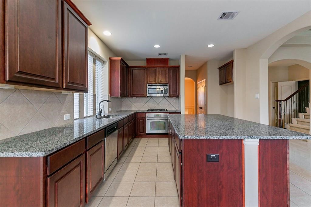 5603 Valley Country Lane Property Photo 9