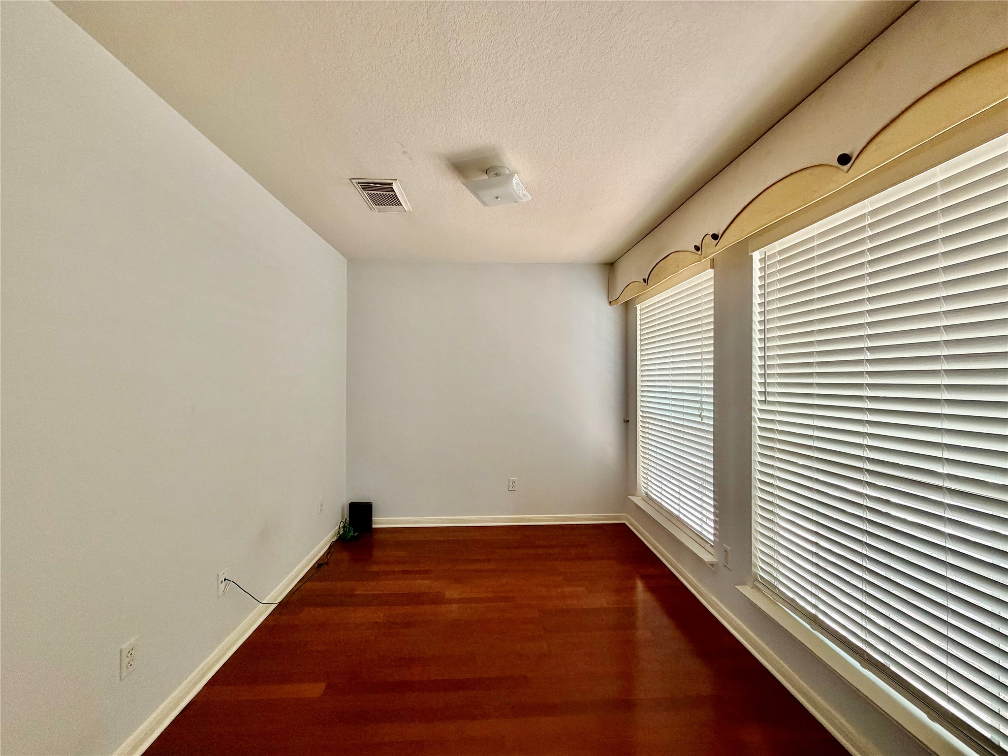 21306 Walden Grove Lane Property Photo 6