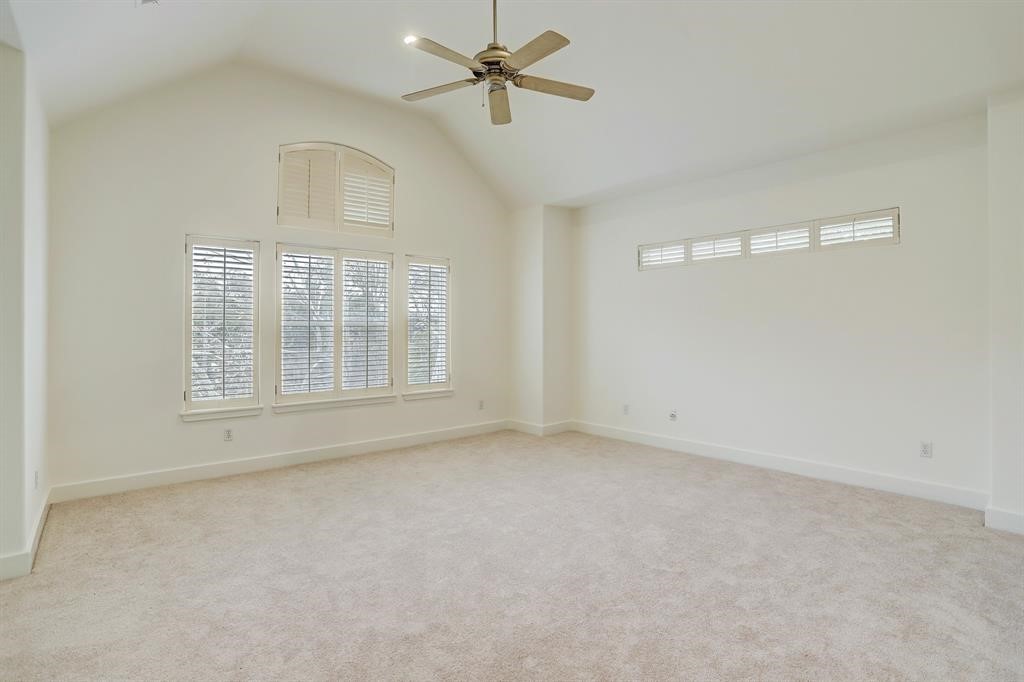 1412 Castle Court A Property Photo 15