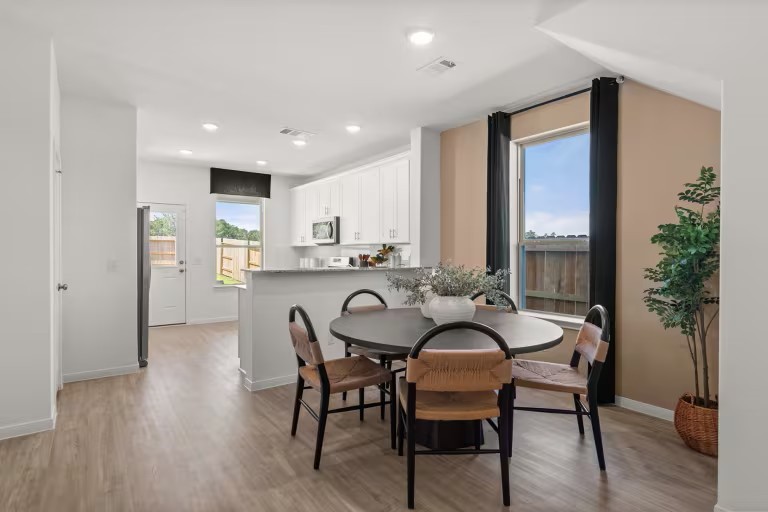 30550 Bladnoch Lane Property Photo 4