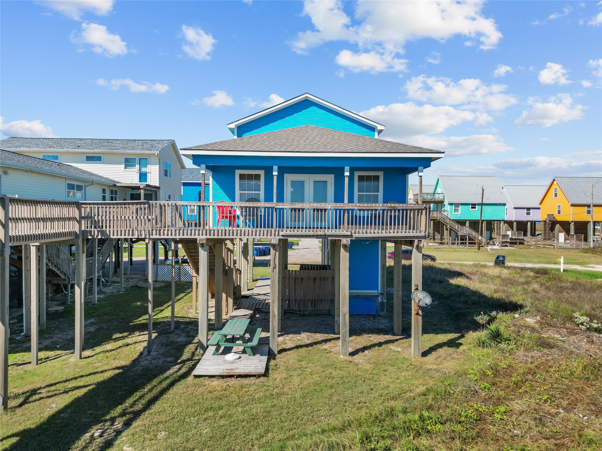 211 Ocean Drive Property Photo 1