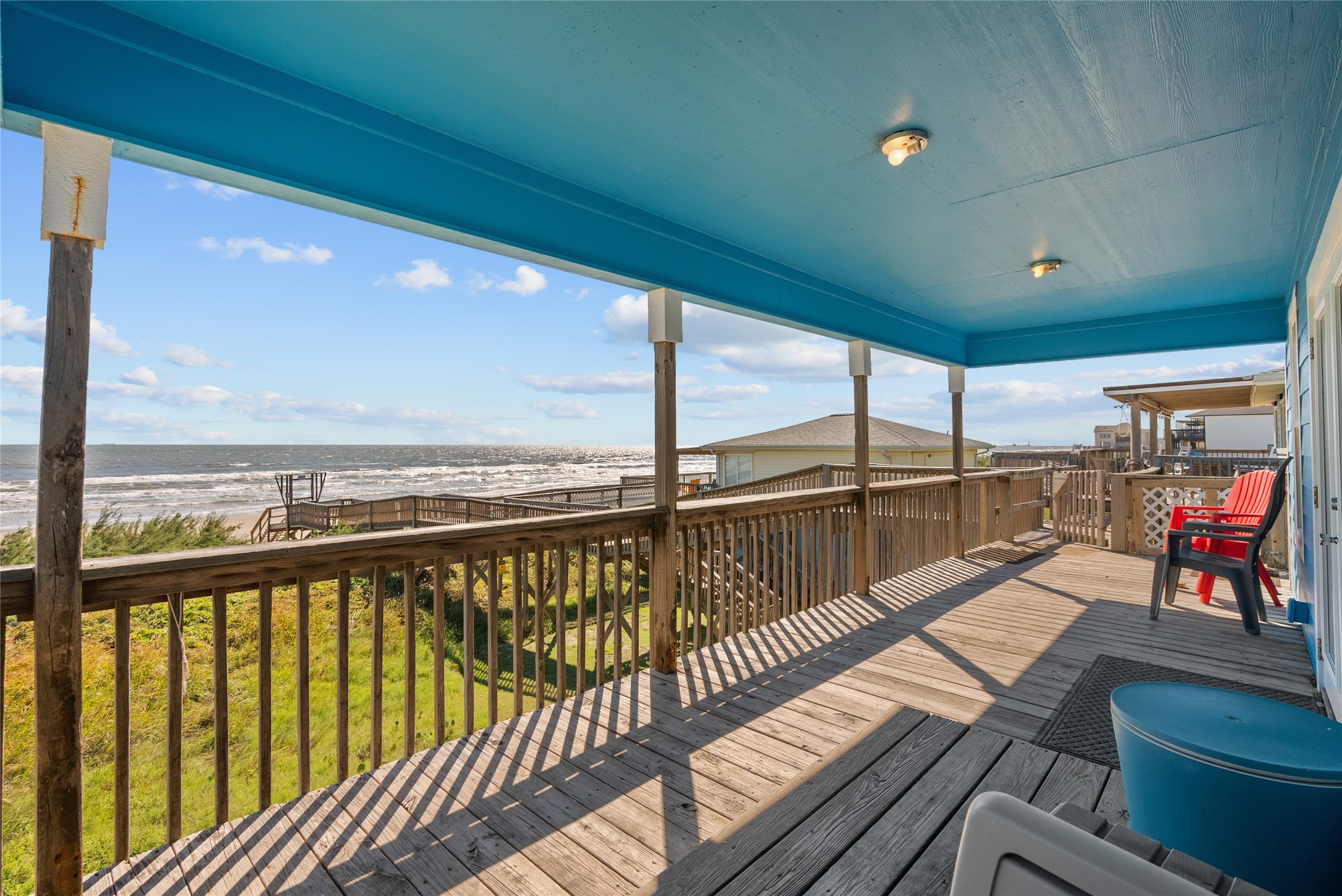 211 Ocean Drive Property Photo 3