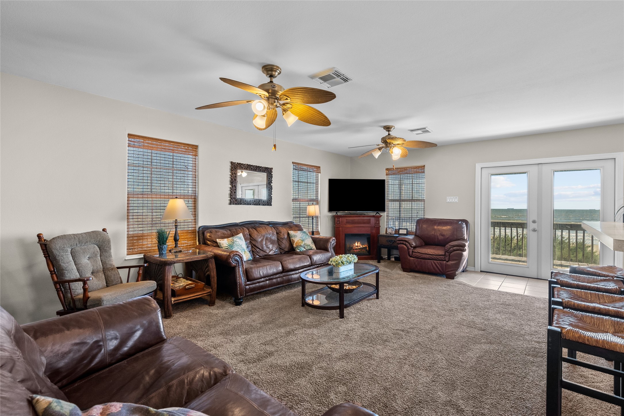 211 Ocean Drive Property Photo 10