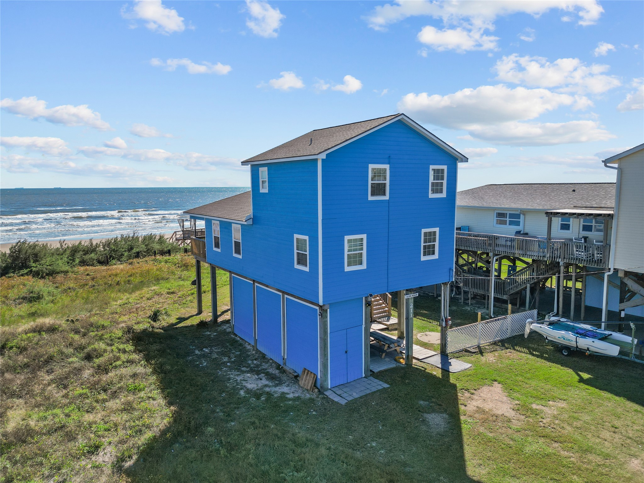 211 Ocean Drive Property Photo 31