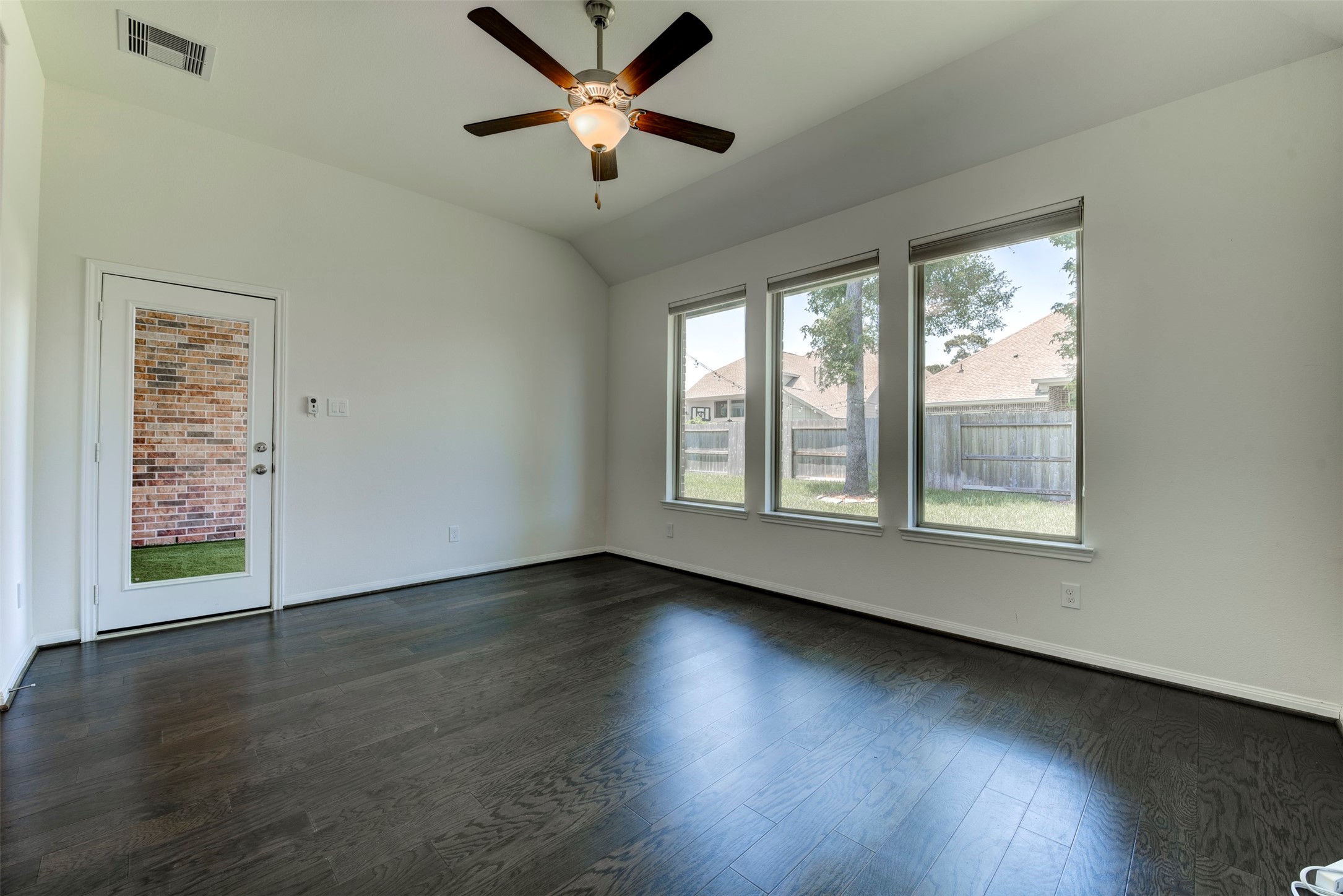 32311 Noble Creek Drive Property Photo 18