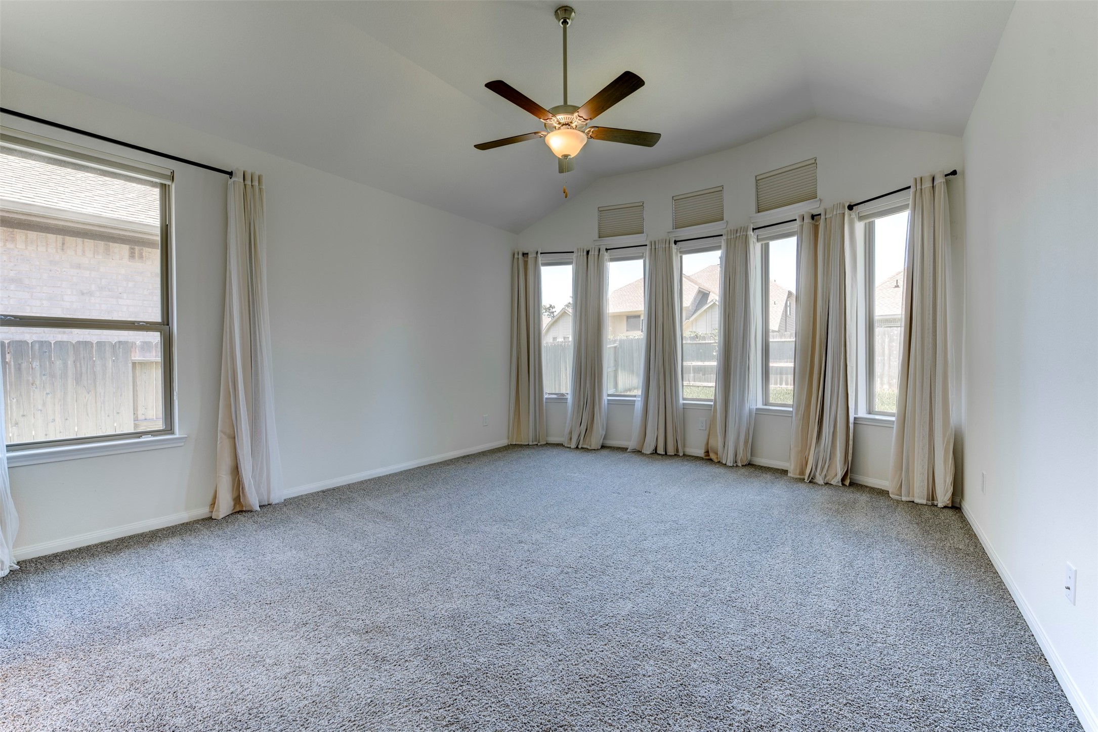 32311 Noble Creek Drive Property Photo 19