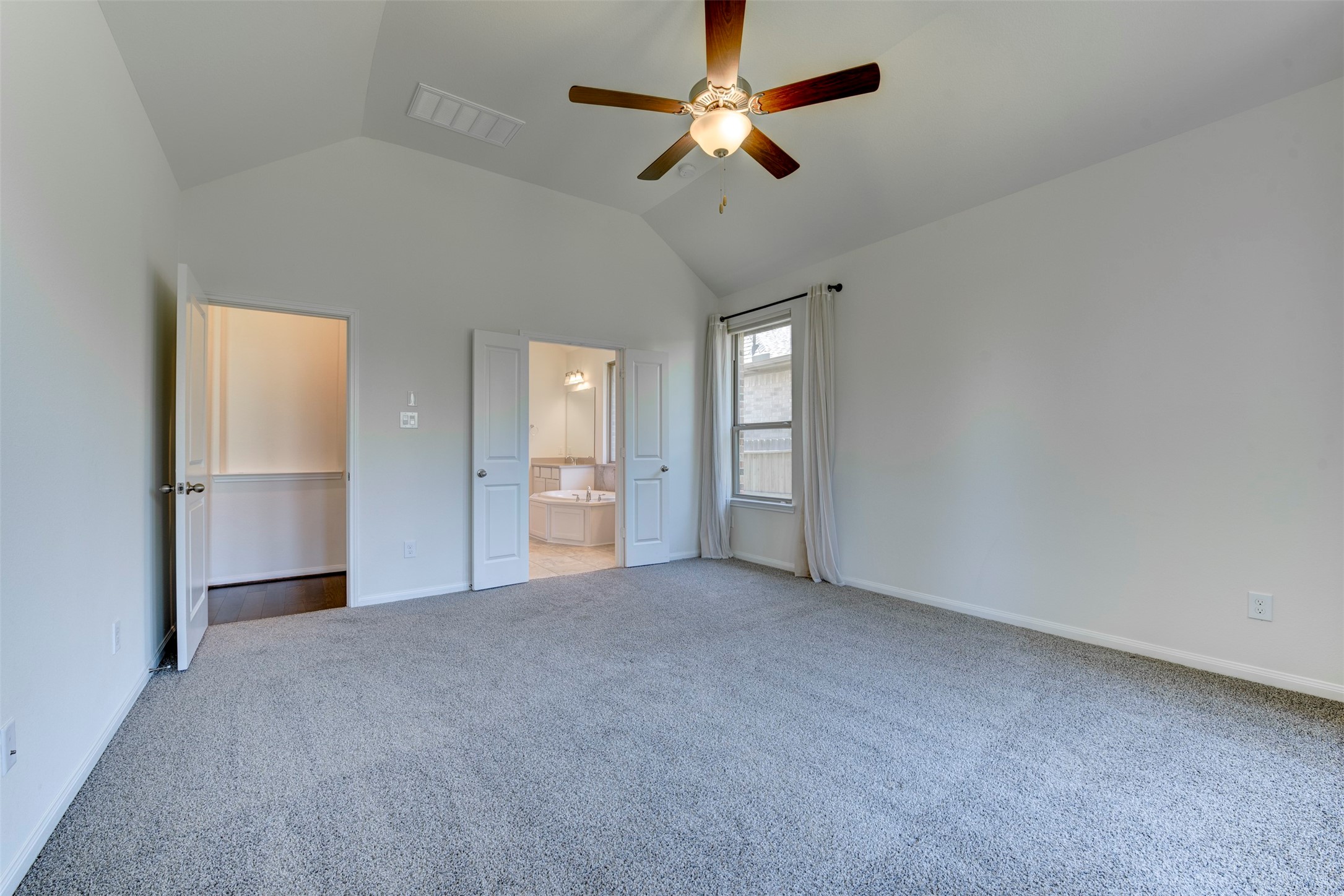 32311 Noble Creek Drive Property Photo 20