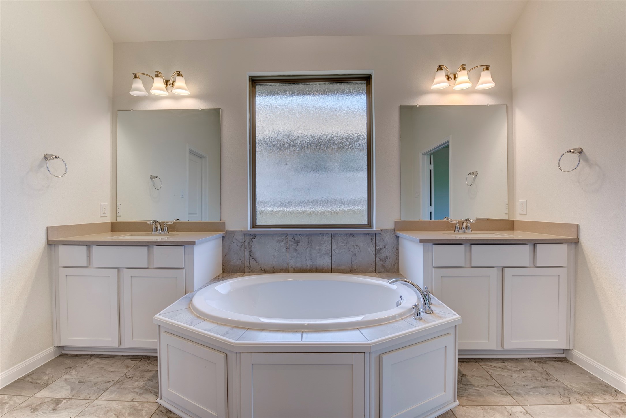 32311 Noble Creek Drive Property Photo 22