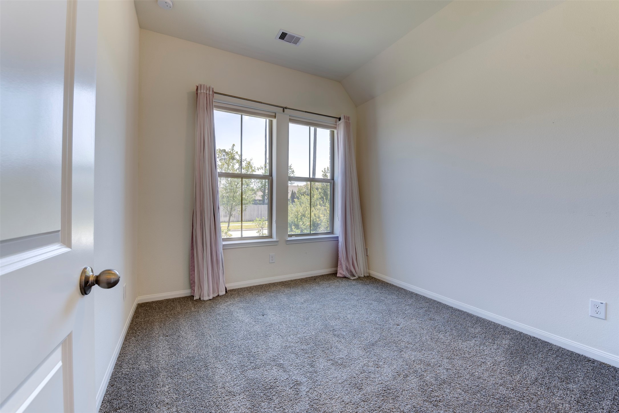 32311 Noble Creek Drive Property Photo 25