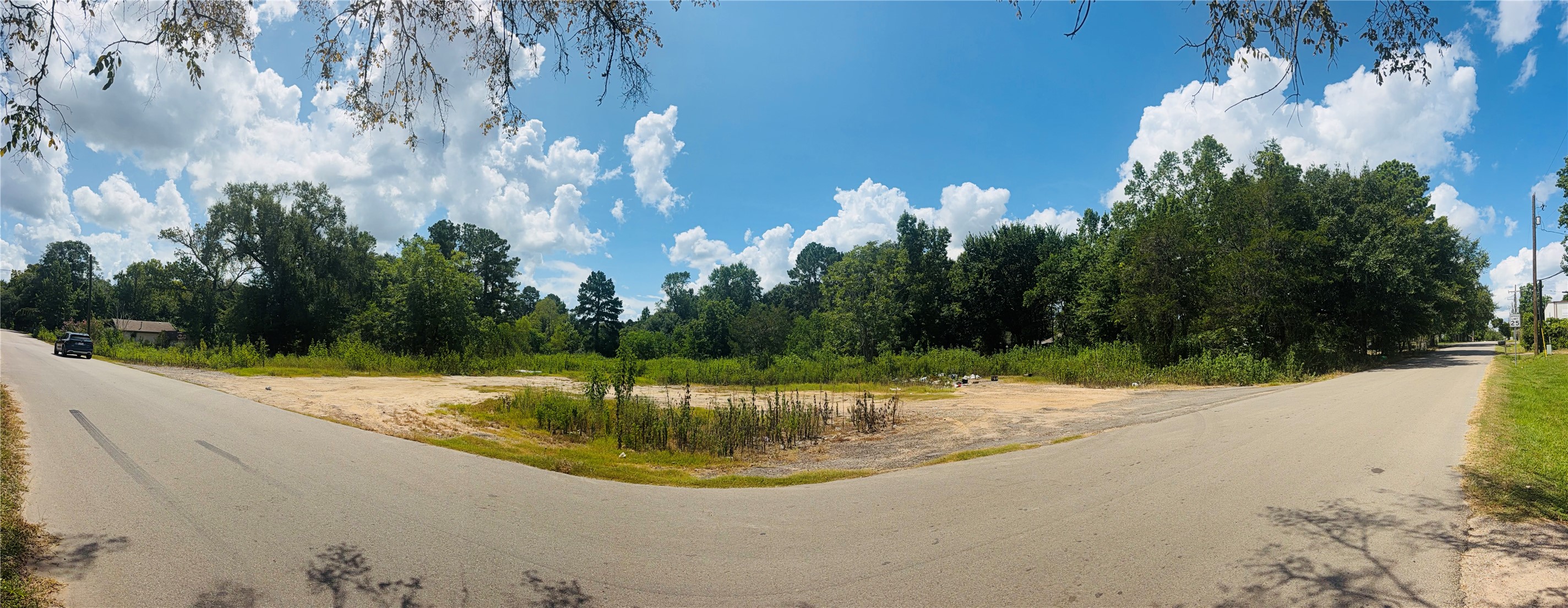 420 E Semands Street Property Photo 2