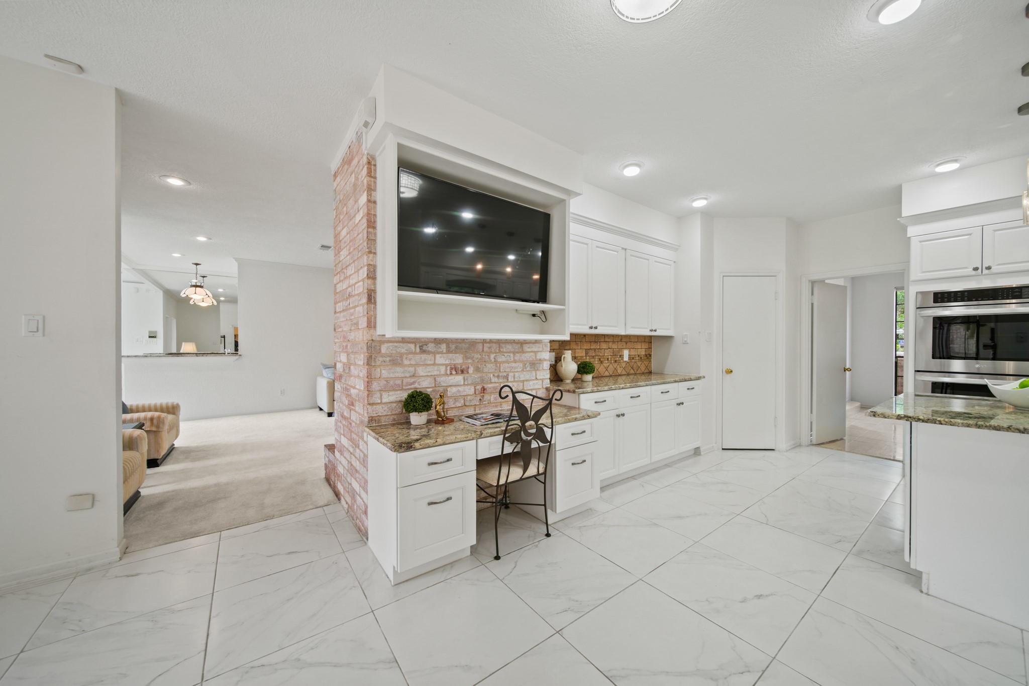 203 Laurel Springs Court Property Photo 11