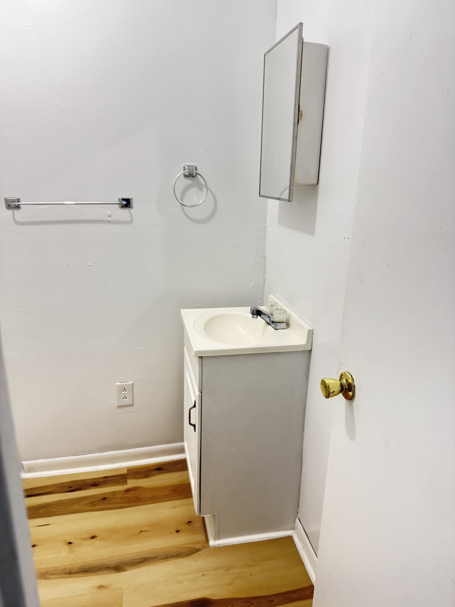 11414 Sralla Road A Property Photo 8