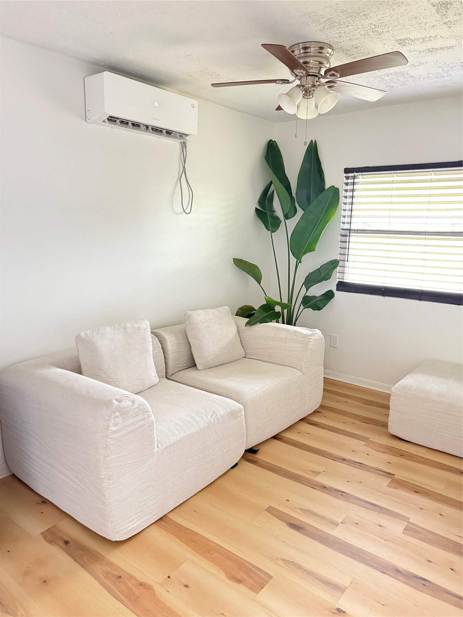 11414 Sralla Road A Property Photo 8