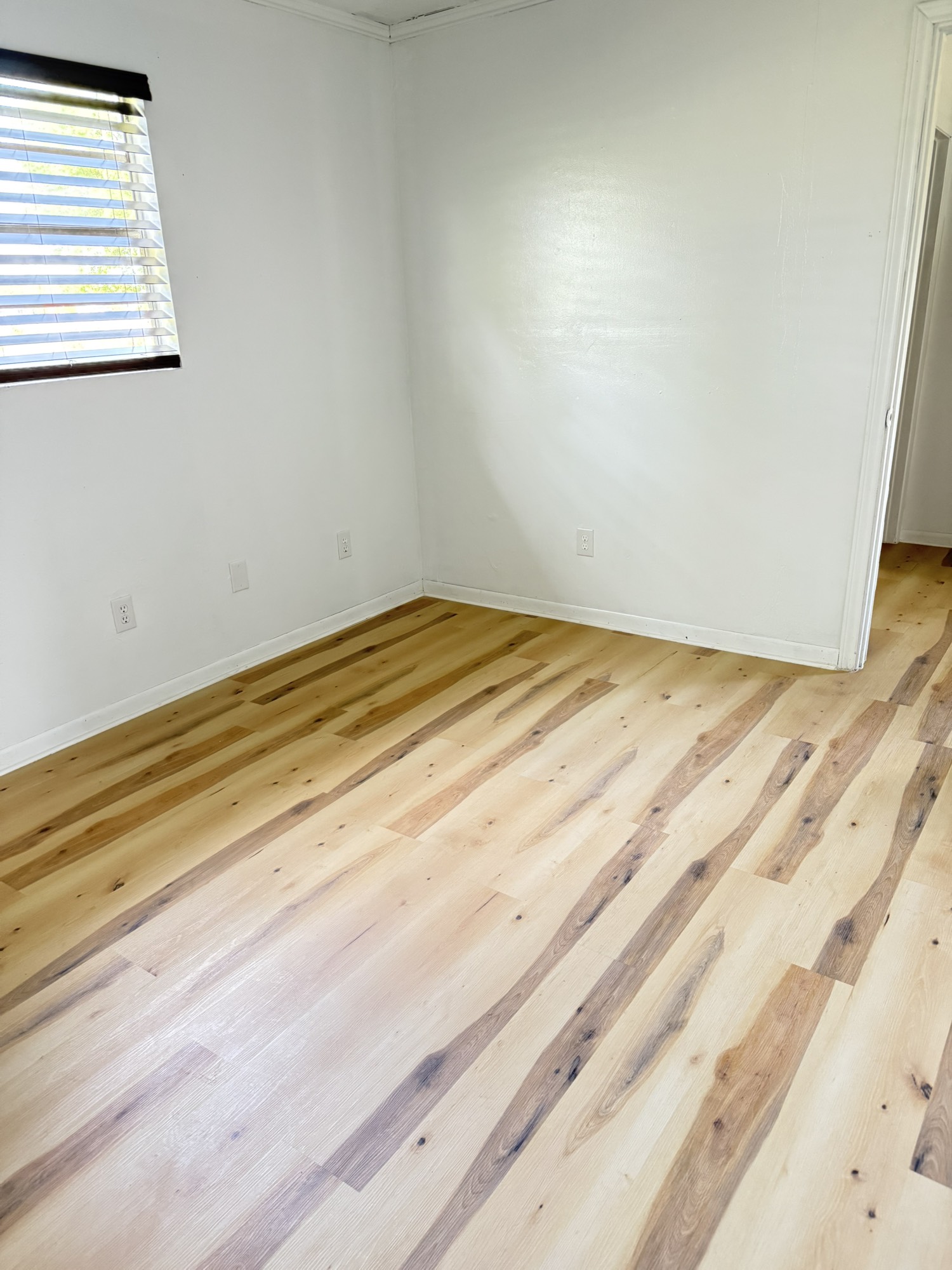 11414 Sralla Road A Property Photo 10