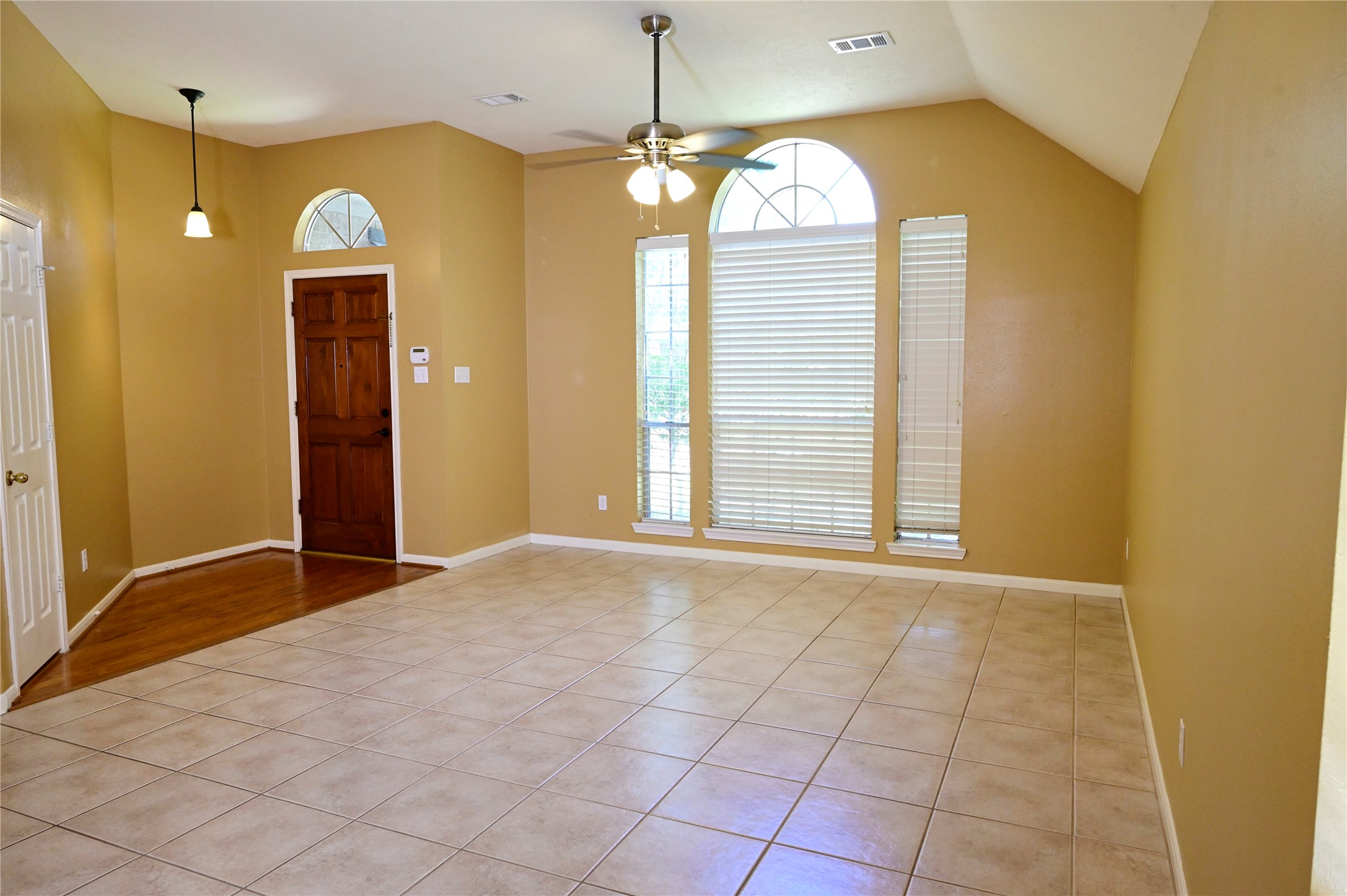 4530 Topaz Trail Drive Property Photo 2