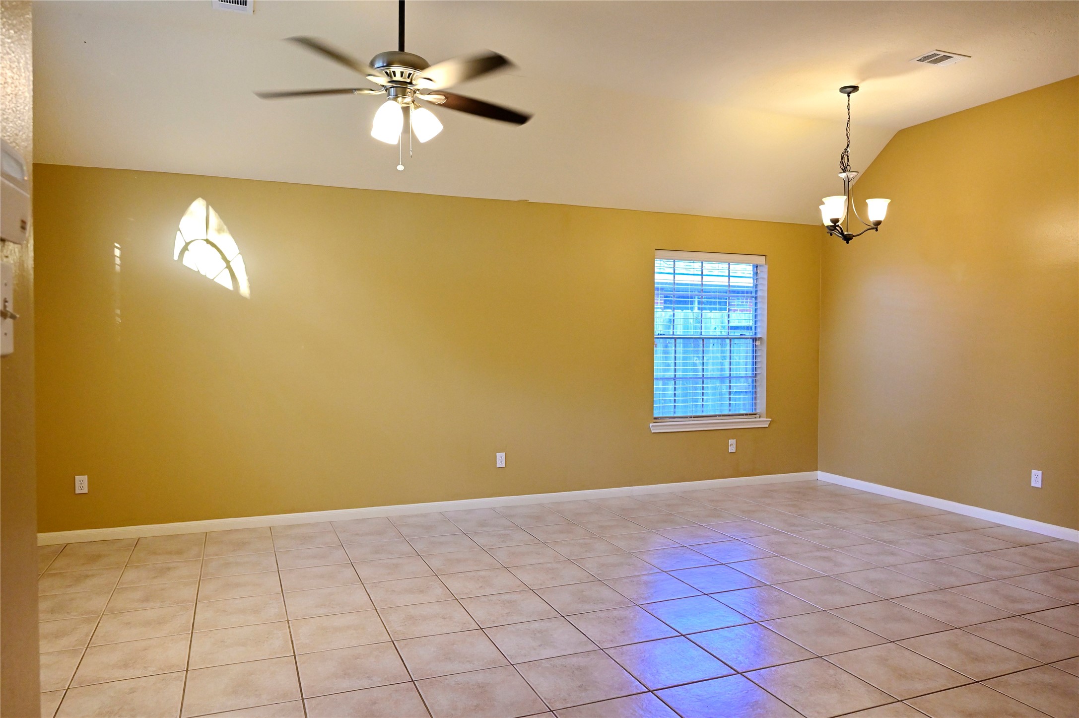 4530 Topaz Trail Drive Property Photo 4