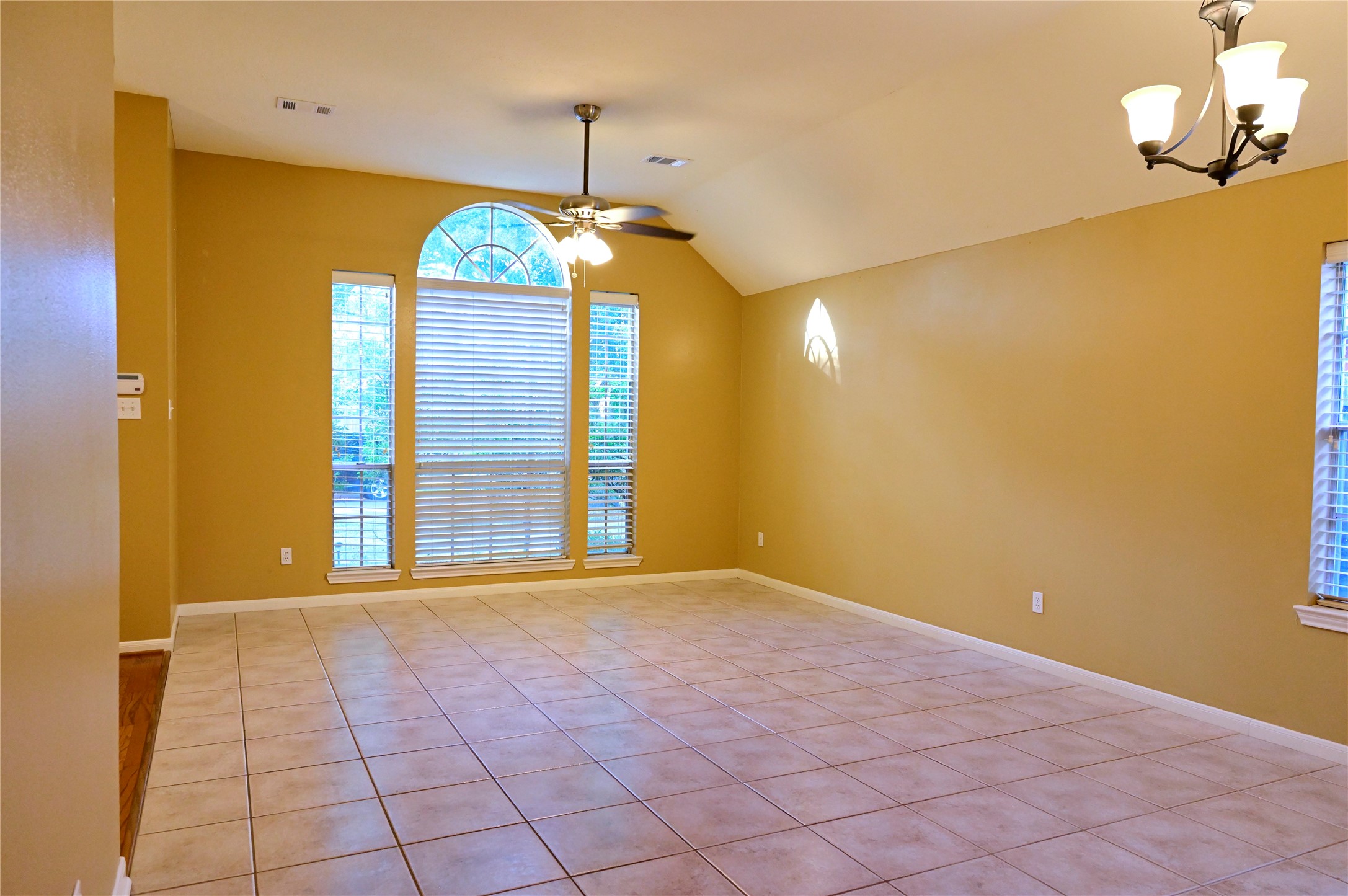 4530 Topaz Trail Drive Property Photo 5