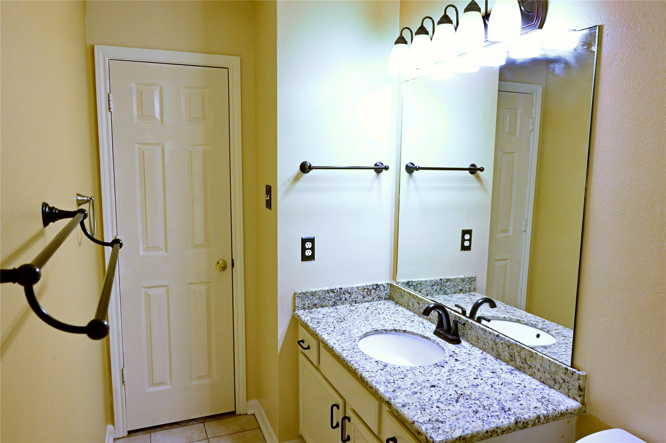 4530 Topaz Trail Drive Property Photo 7