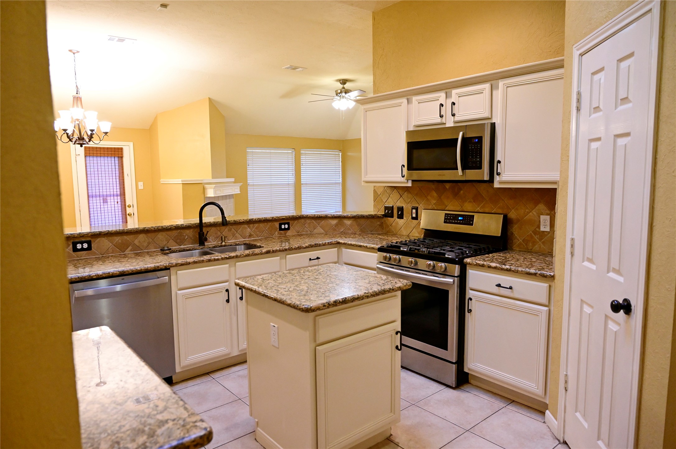 4530 Topaz Trail Drive Property Photo 17