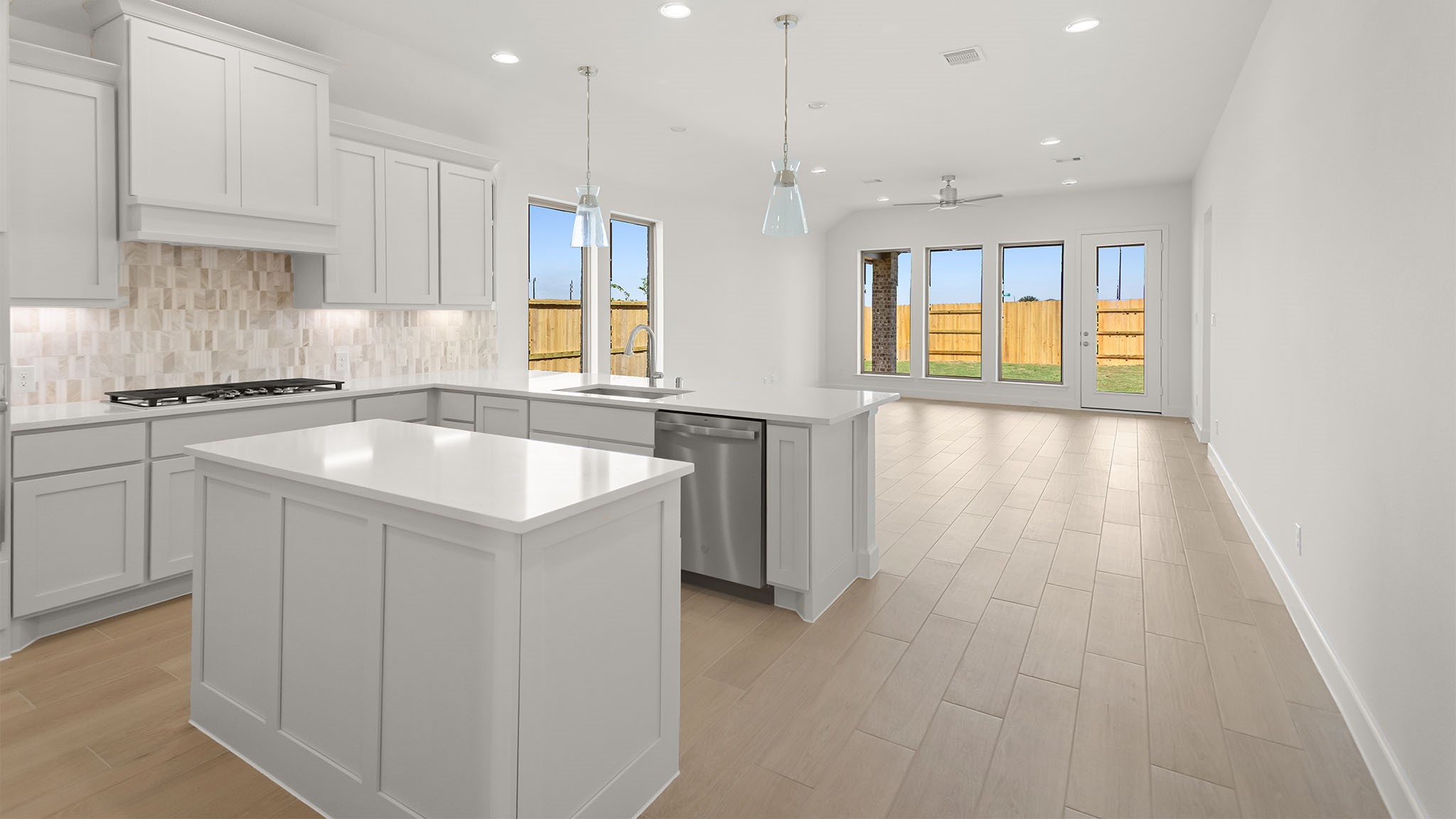 25426 Prairie Hills Lane Property Photo 4